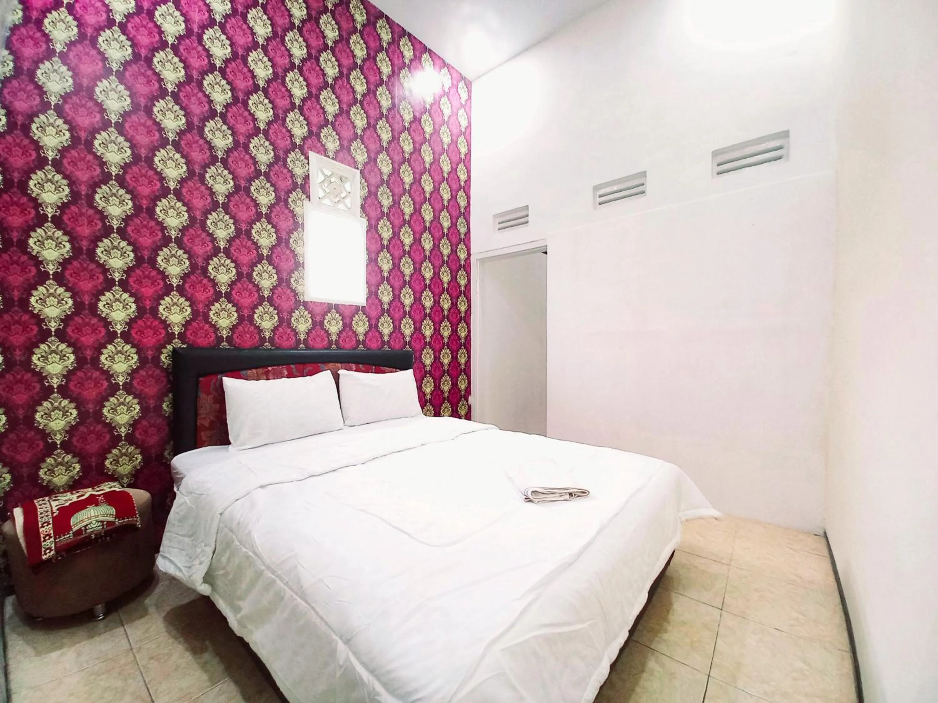 Bedroom, Bed in Lancar Homestay Syariah near BNS Mitra RedDoorz