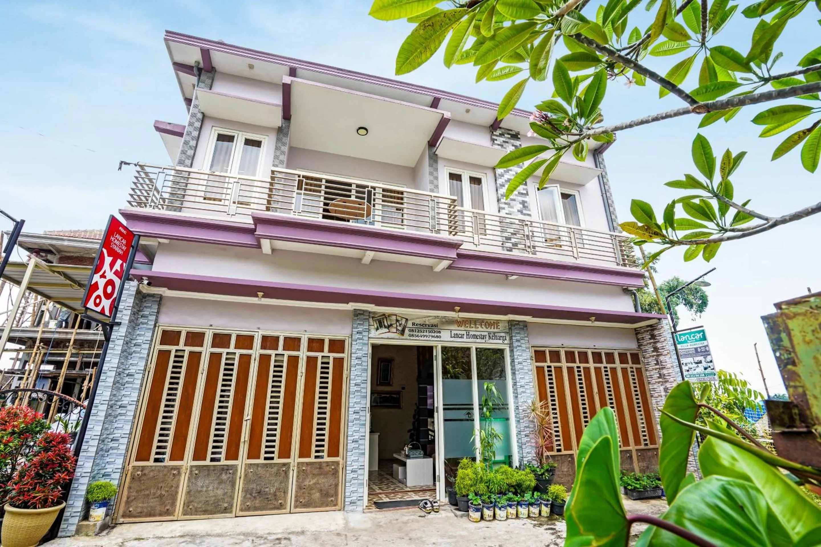 Facade/entrance in Hotel O Lancar Homestay Syariah