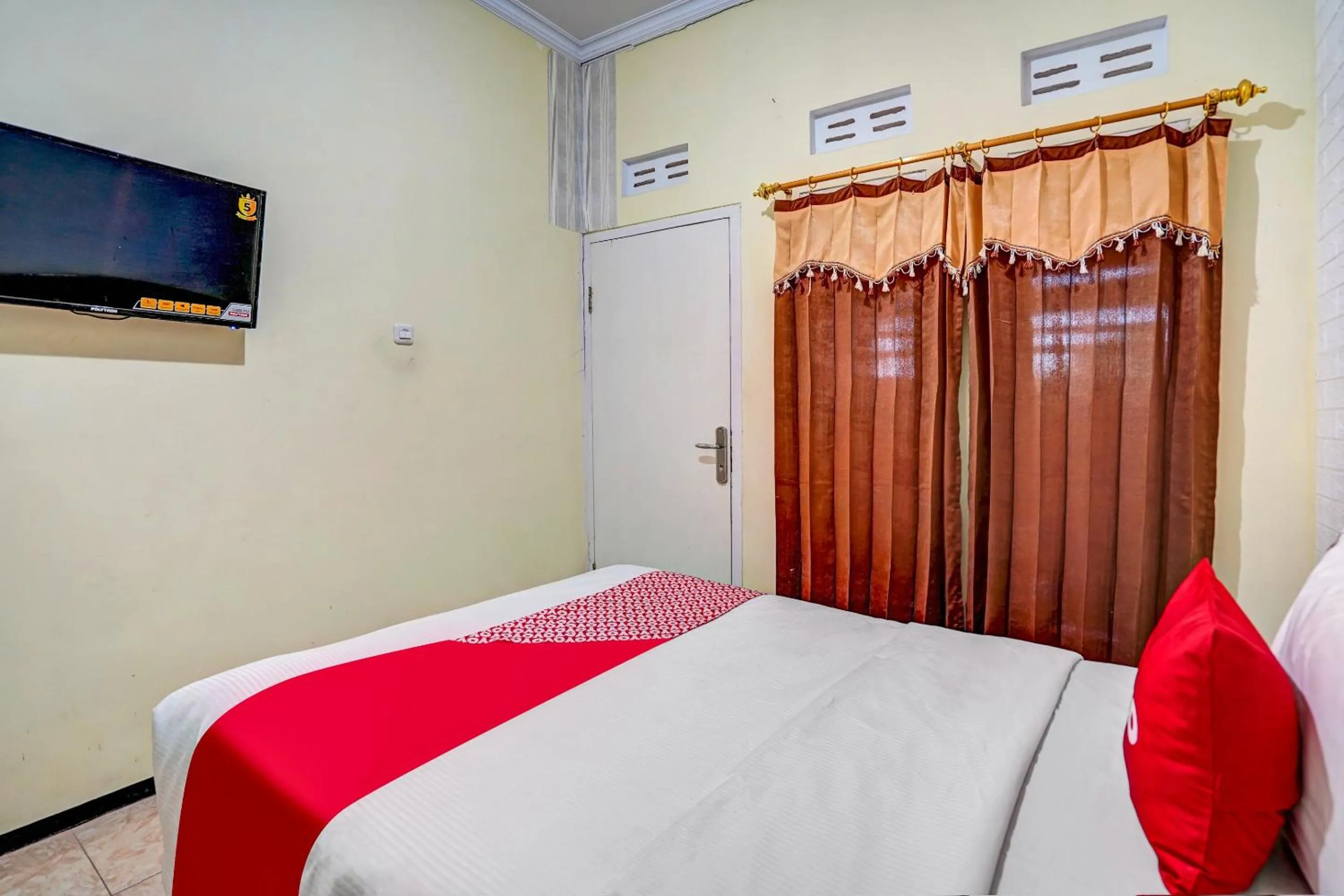 Bedroom in Hotel O Lancar Homestay Syariah