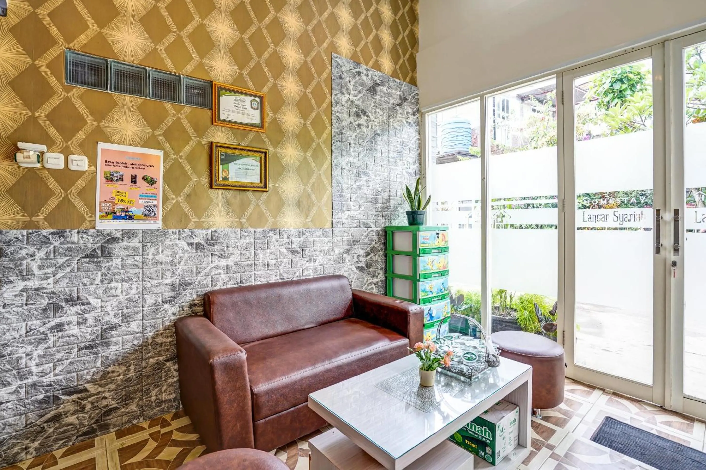 Seating area in Hotel O Lancar Homestay Syariah