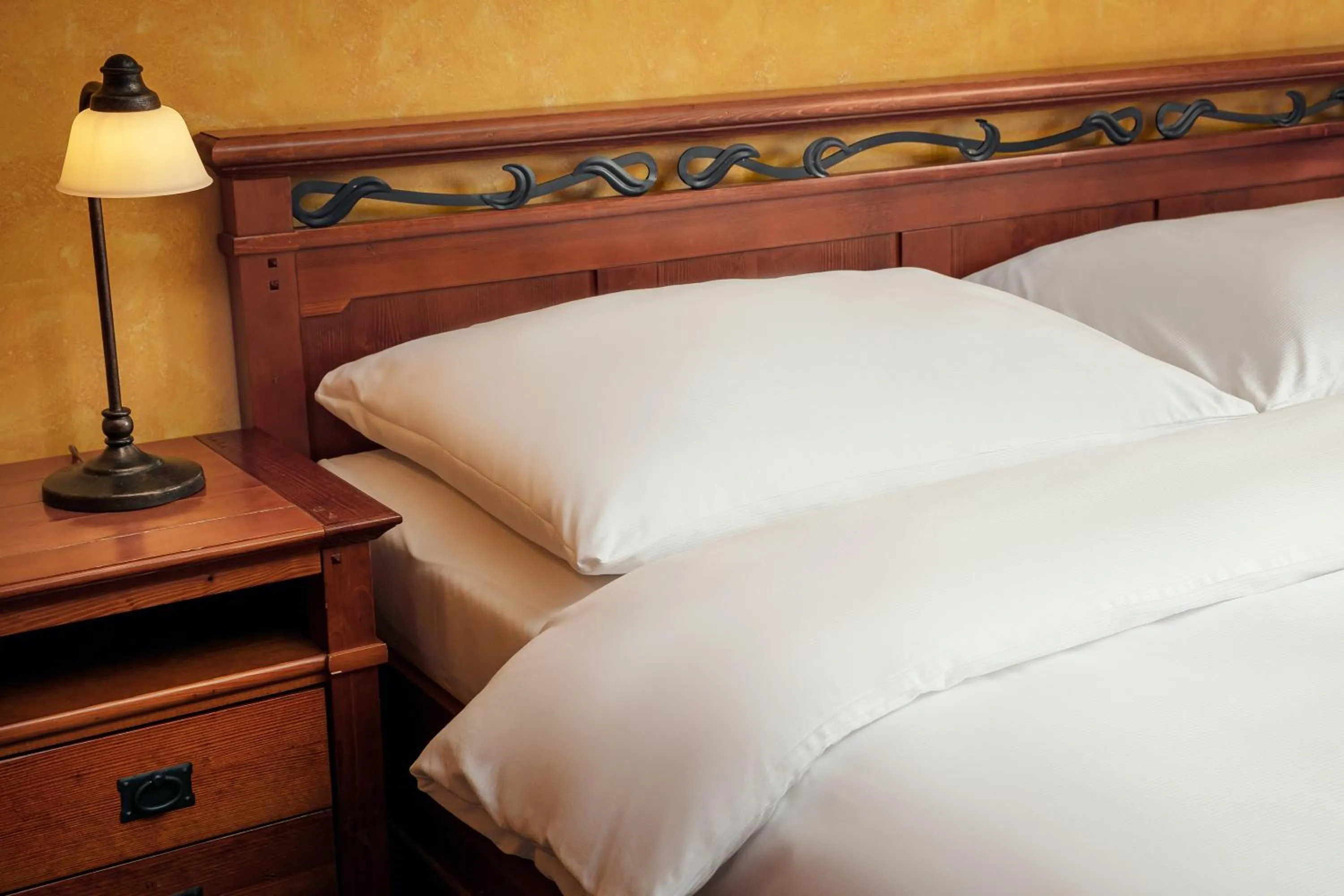 Bed in Golf & Spa Kunětická Hora