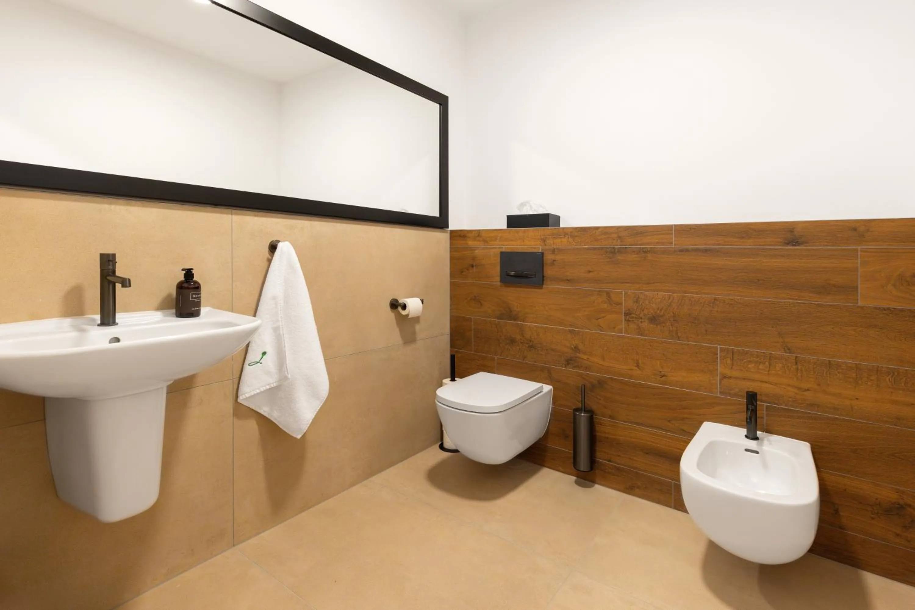 Shower in Golf & Spa Kunětická Hora