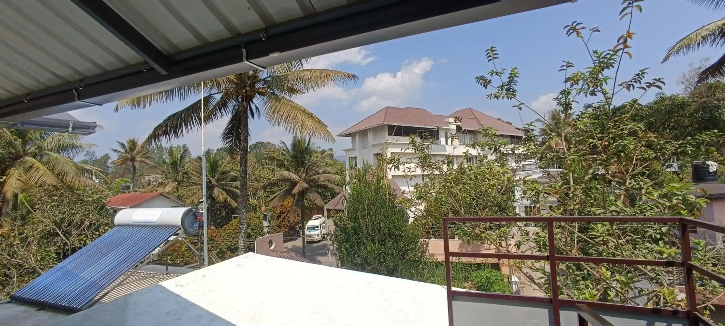 Deluxe Queen Studio in Oriole Homestay Deluxe Queen Studio in Oriole Homestay