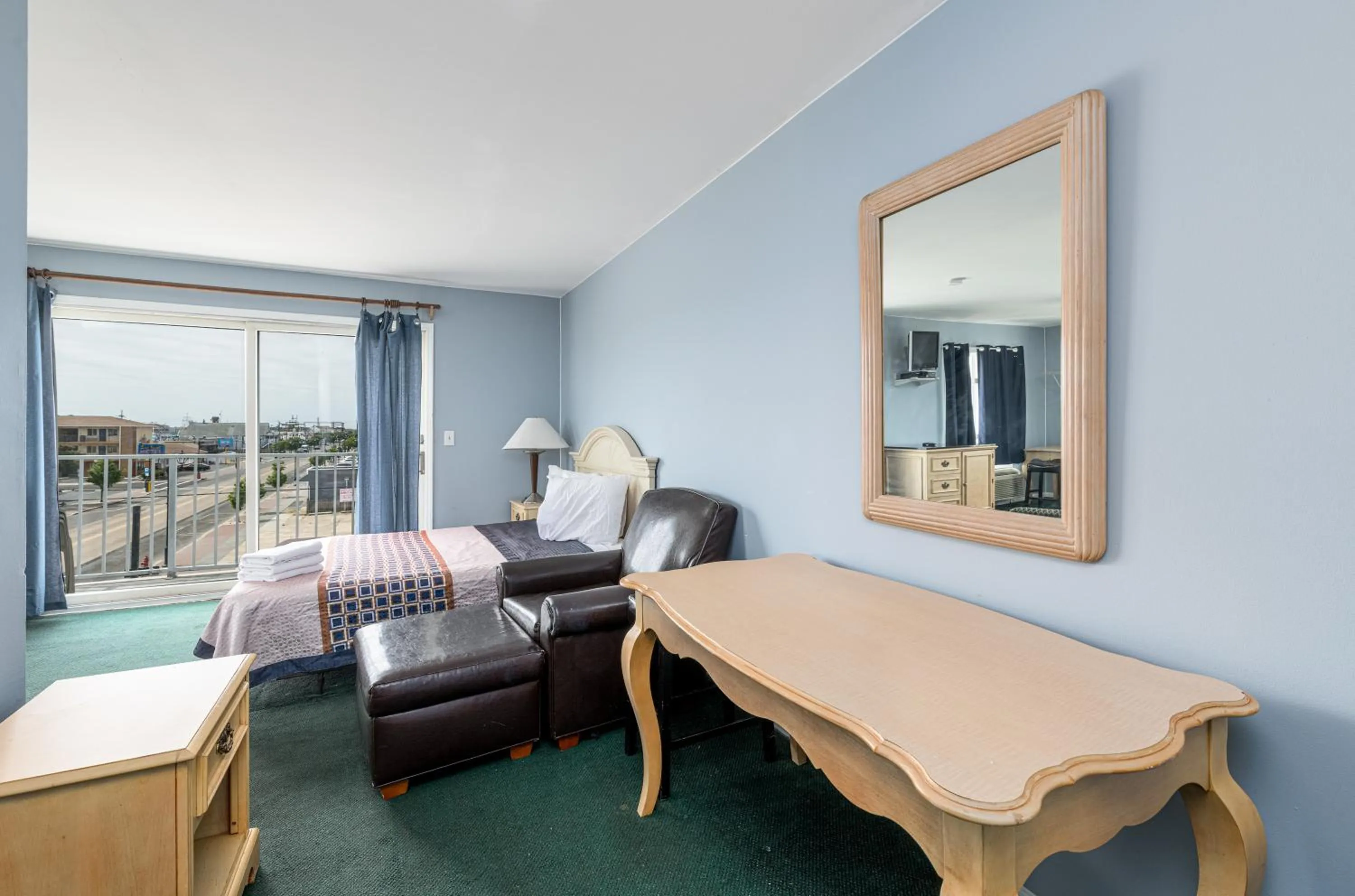 Bedroom in Hotel Charlee Villas Beach Hotel Oceanblock