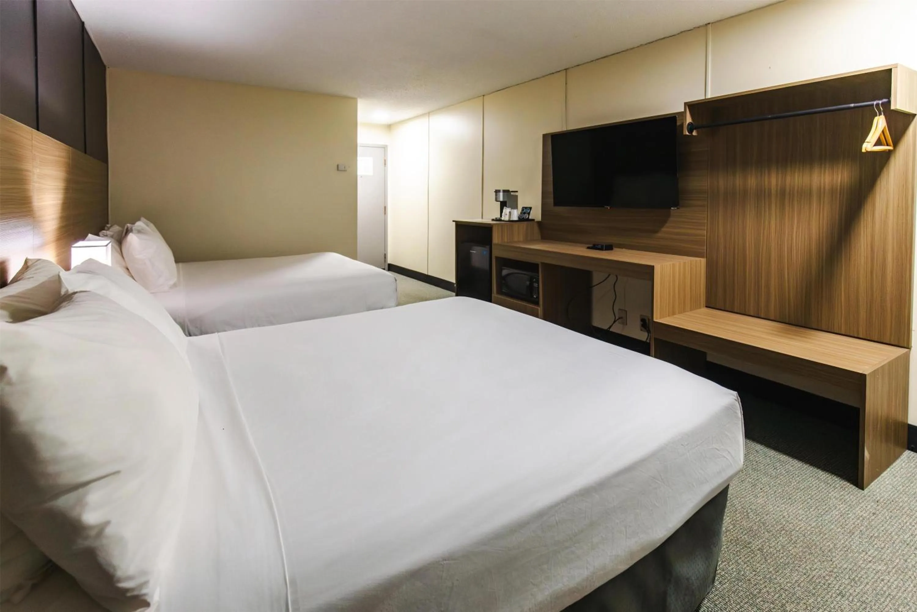 Bedroom, Bed in SureStay by Best Western Smithers