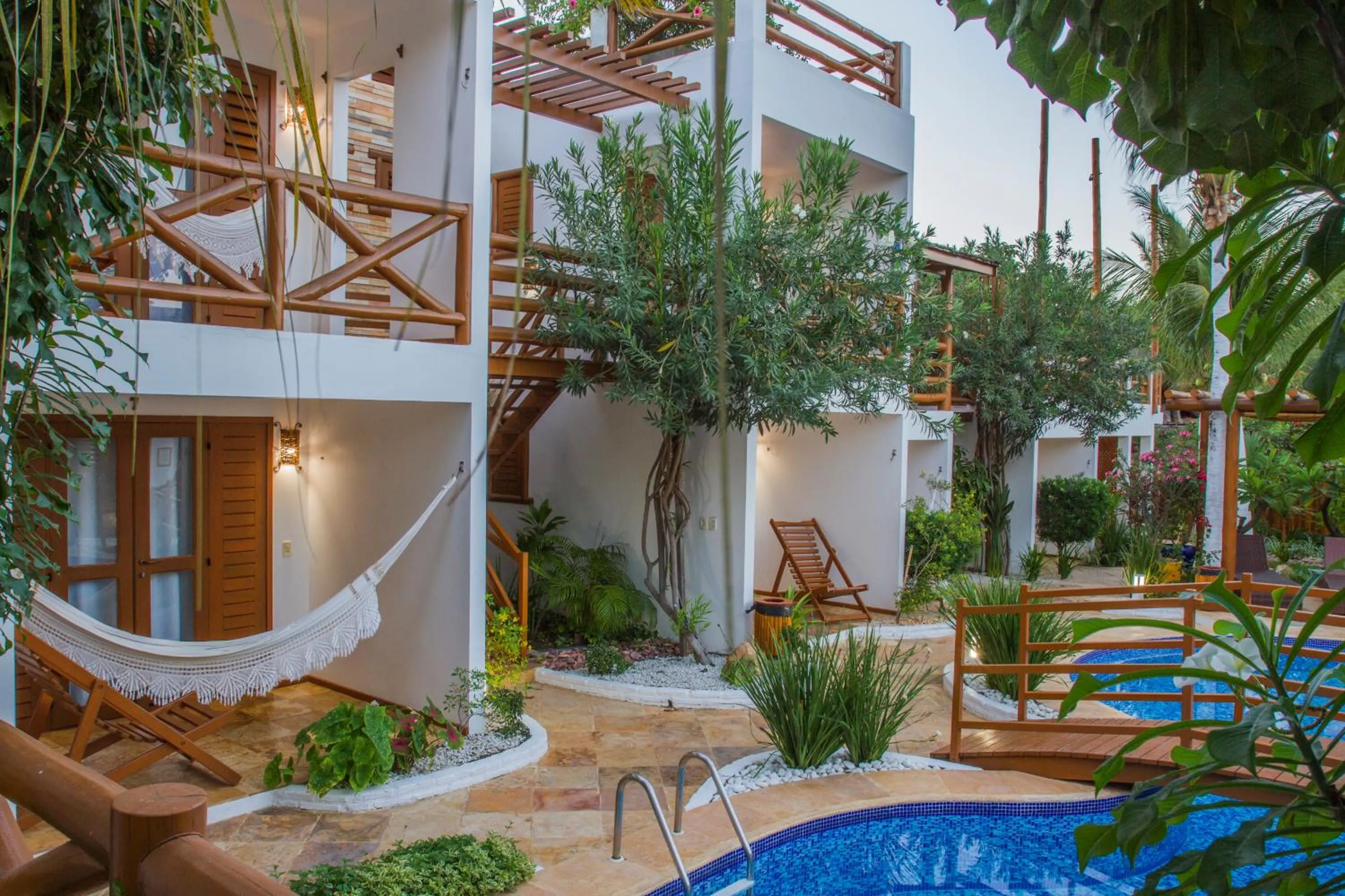 Pool view in Pousada Windjeri