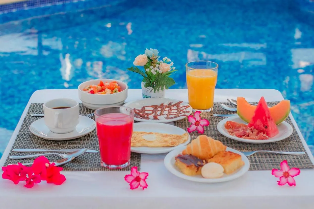 Breakfast in Pousada Windjeri