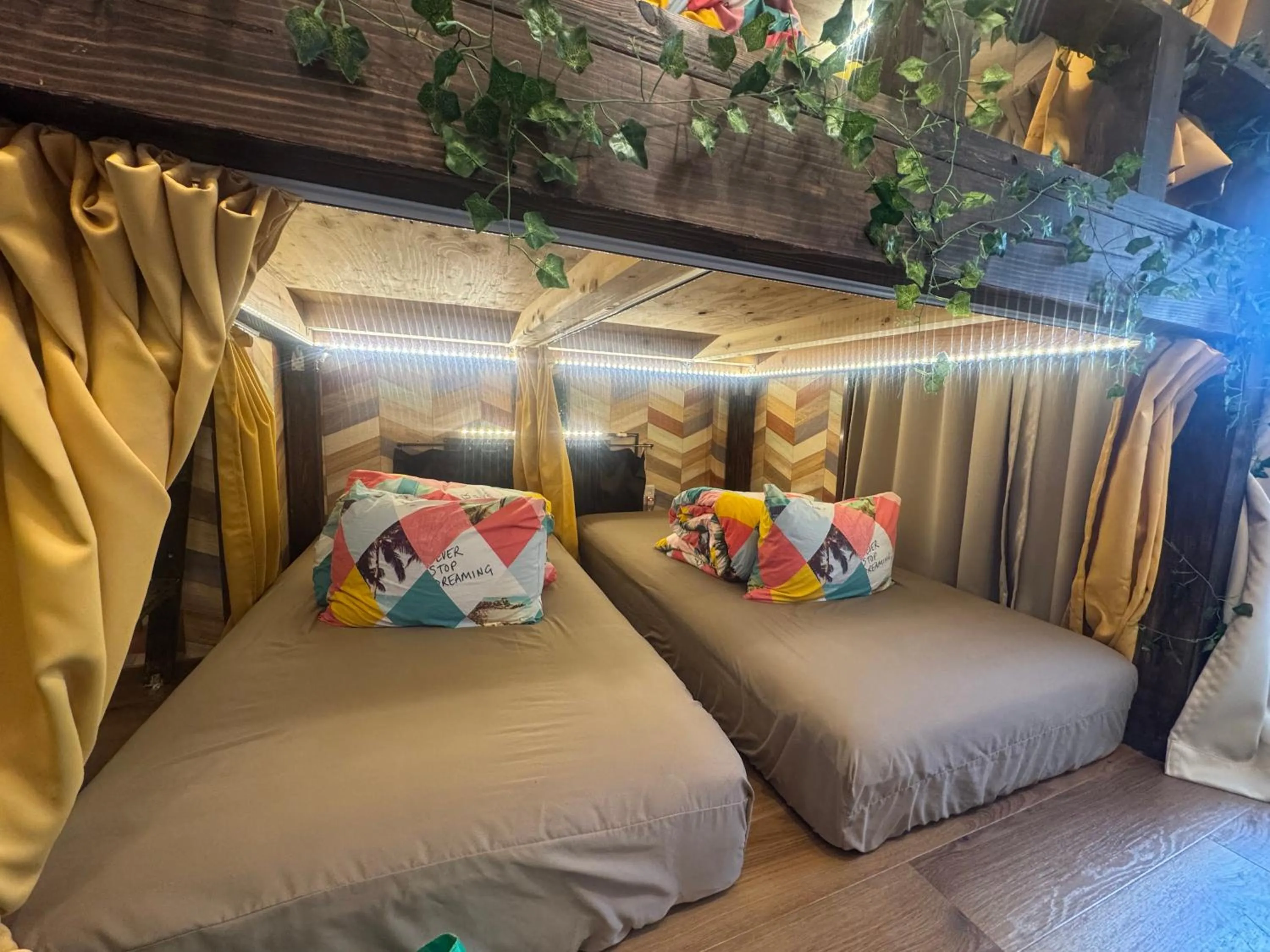 Bedroom, Bed in Hotel Orange House