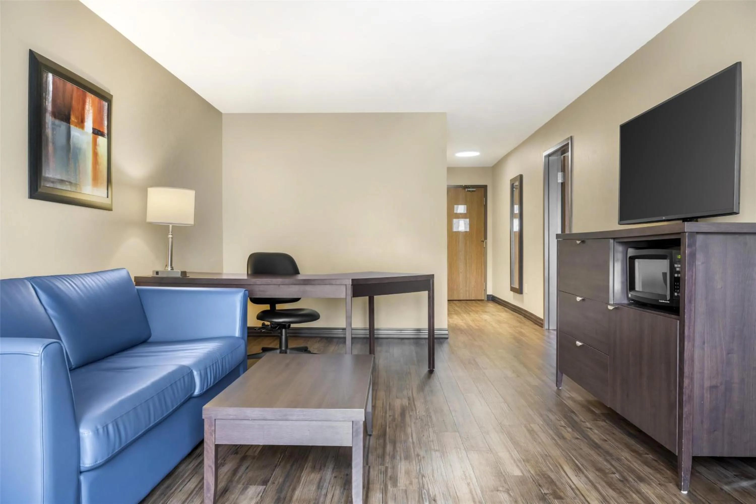 Bedroom in BEST WESTERN PLUS Saint John Hotel & Suites