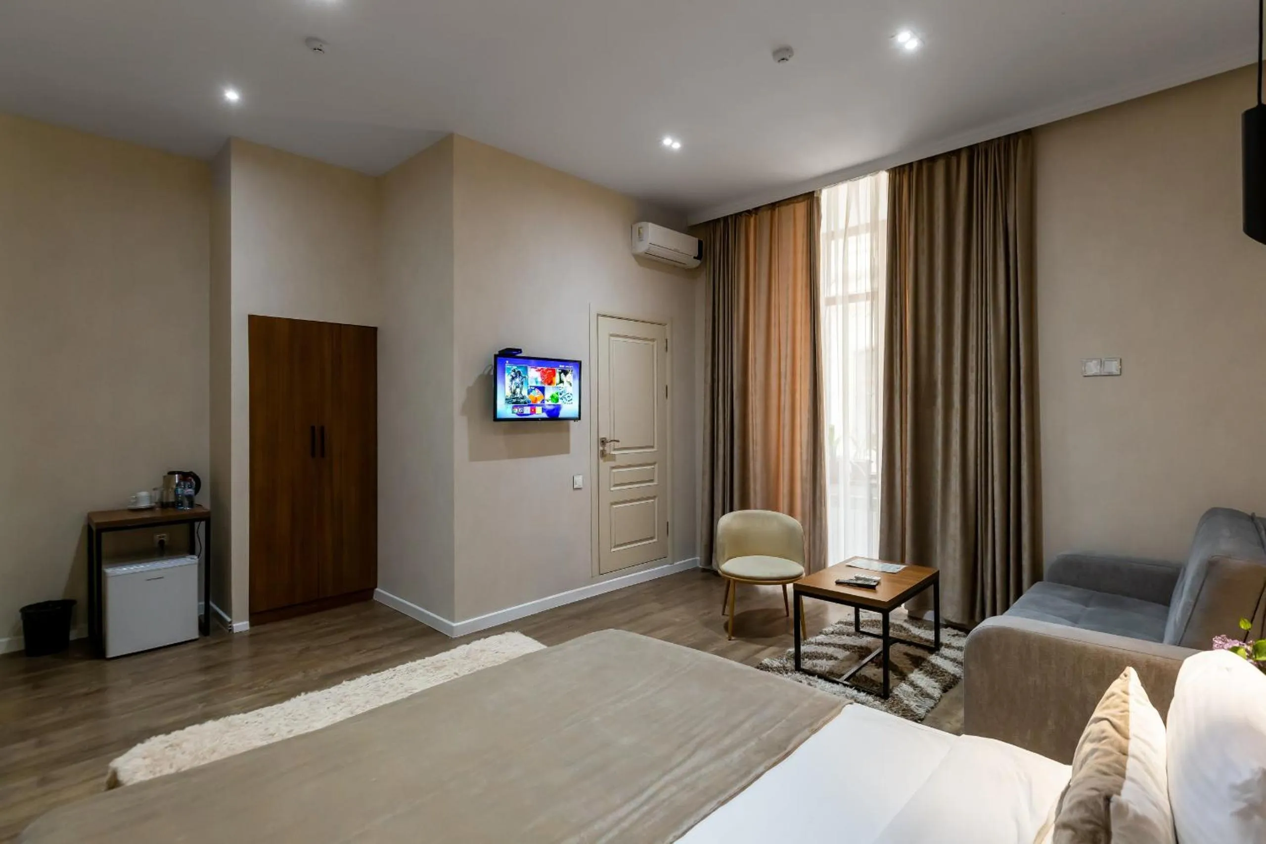 Bed in Seven Boutique Hotel Baku