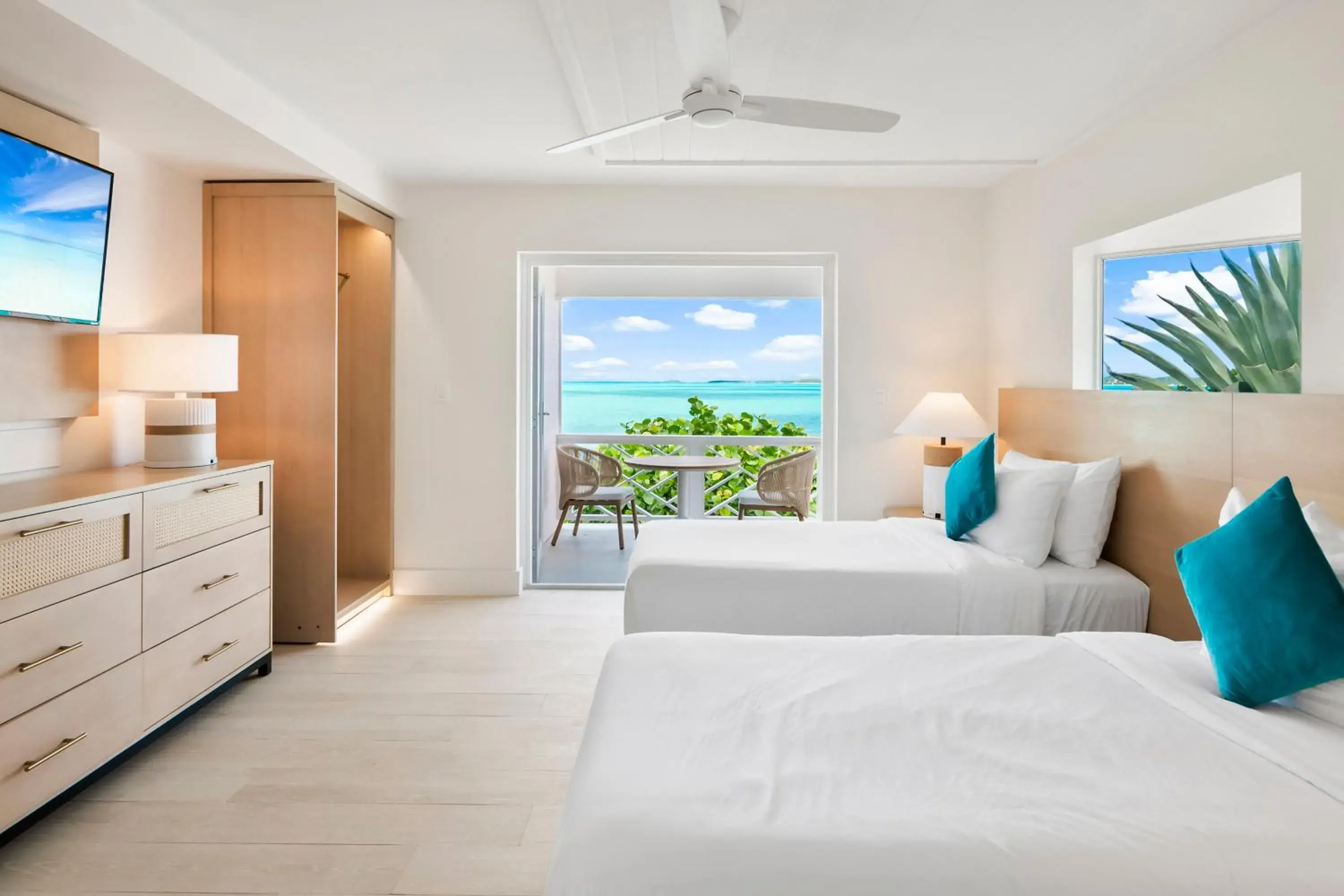 WK2 Waterfront King in Peace and Plenty Resort WK2 Waterfront King in Peace and Plenty Resort