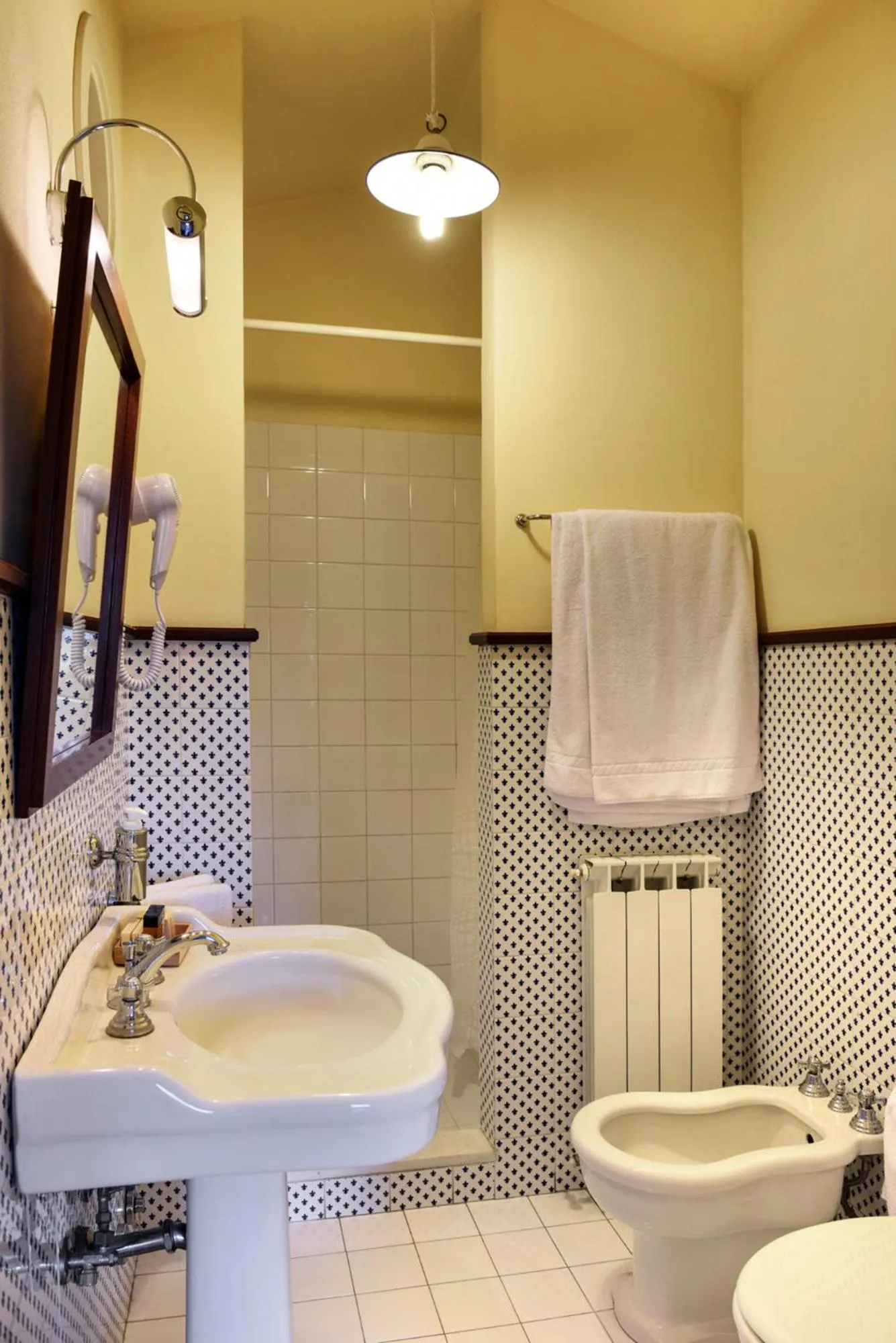 Shower in Hotel Villaggio Le Stelline