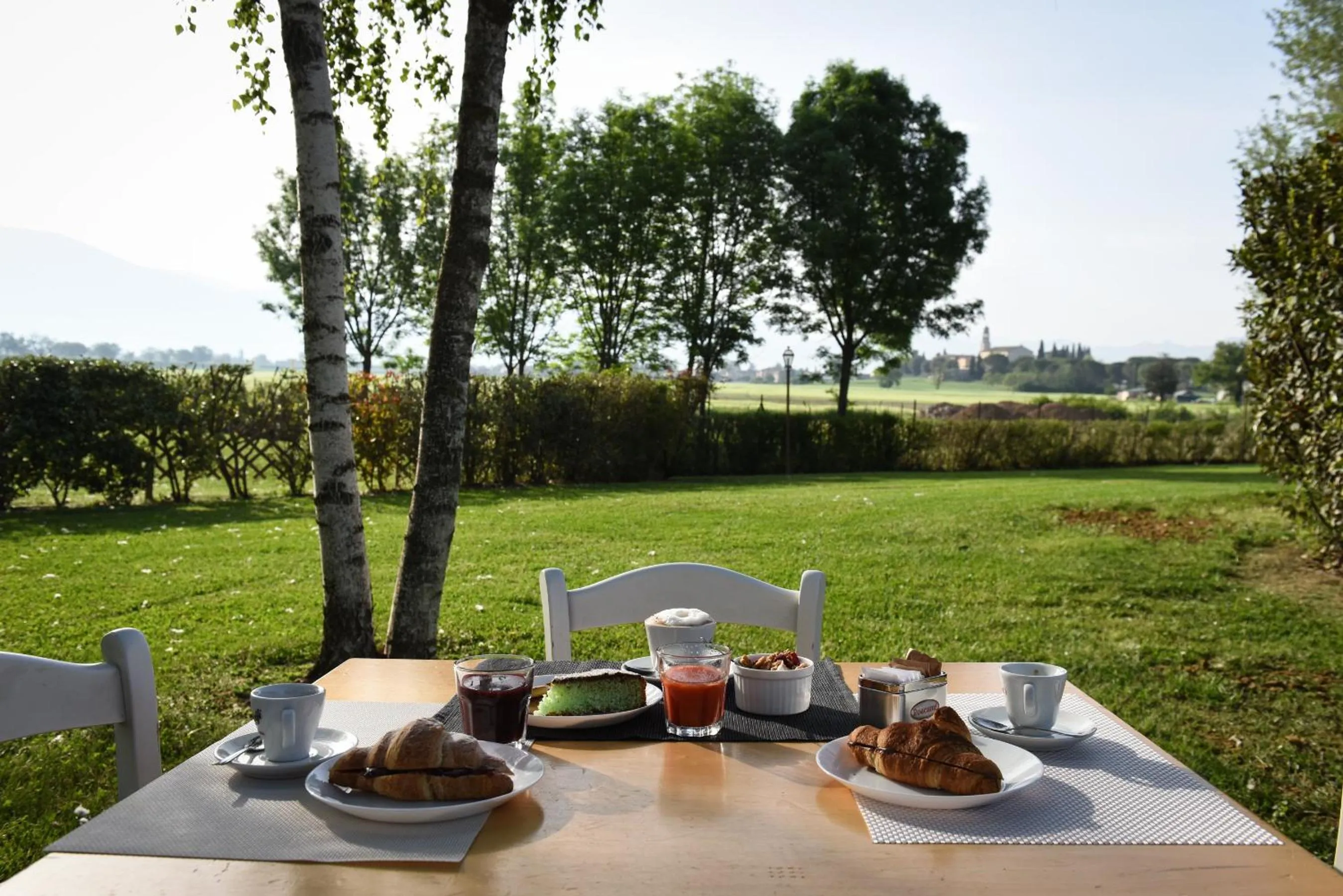 Breakfast in Hotel Villaggio Le Stelline