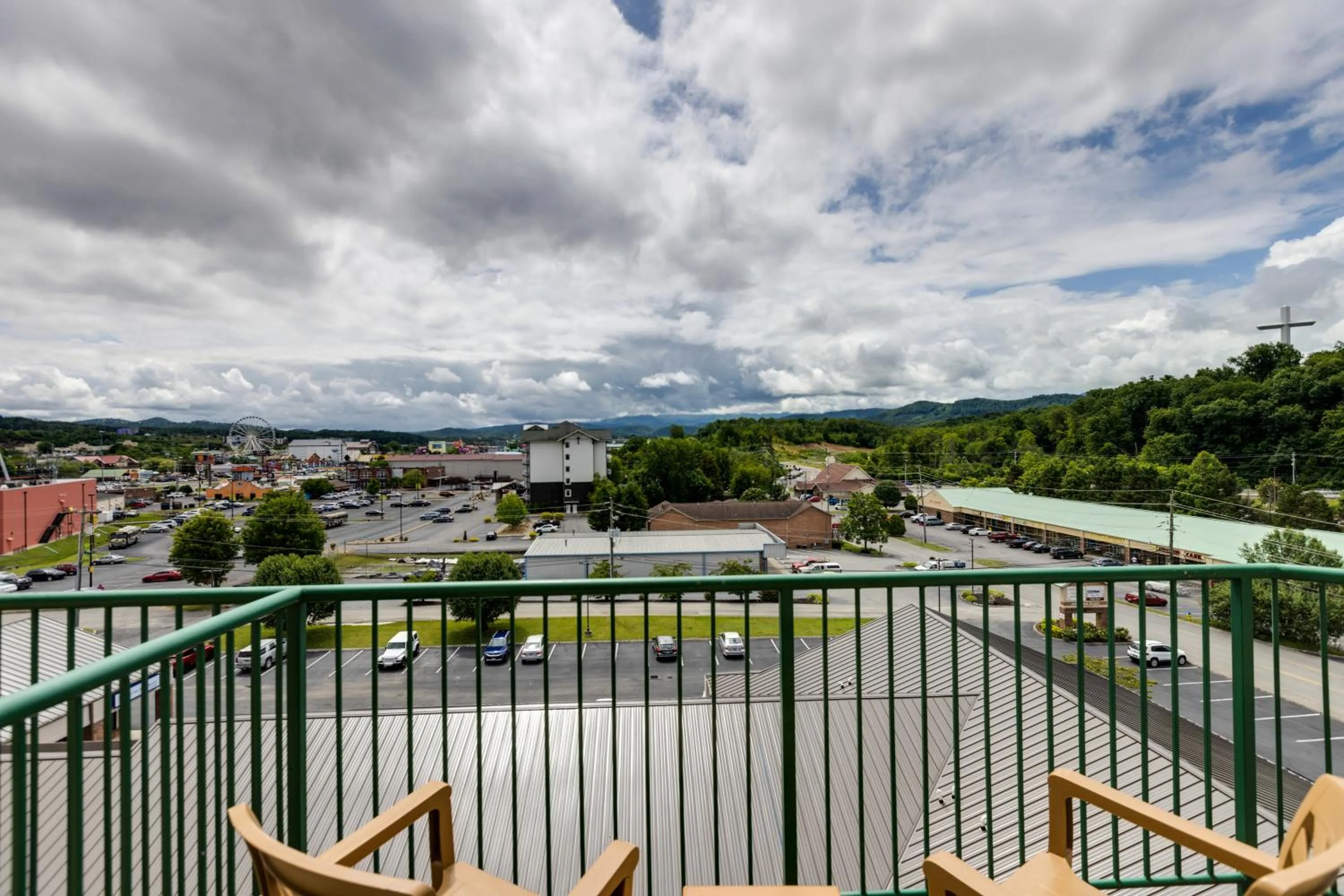 Balcony/Terrace in Park Grove Inn