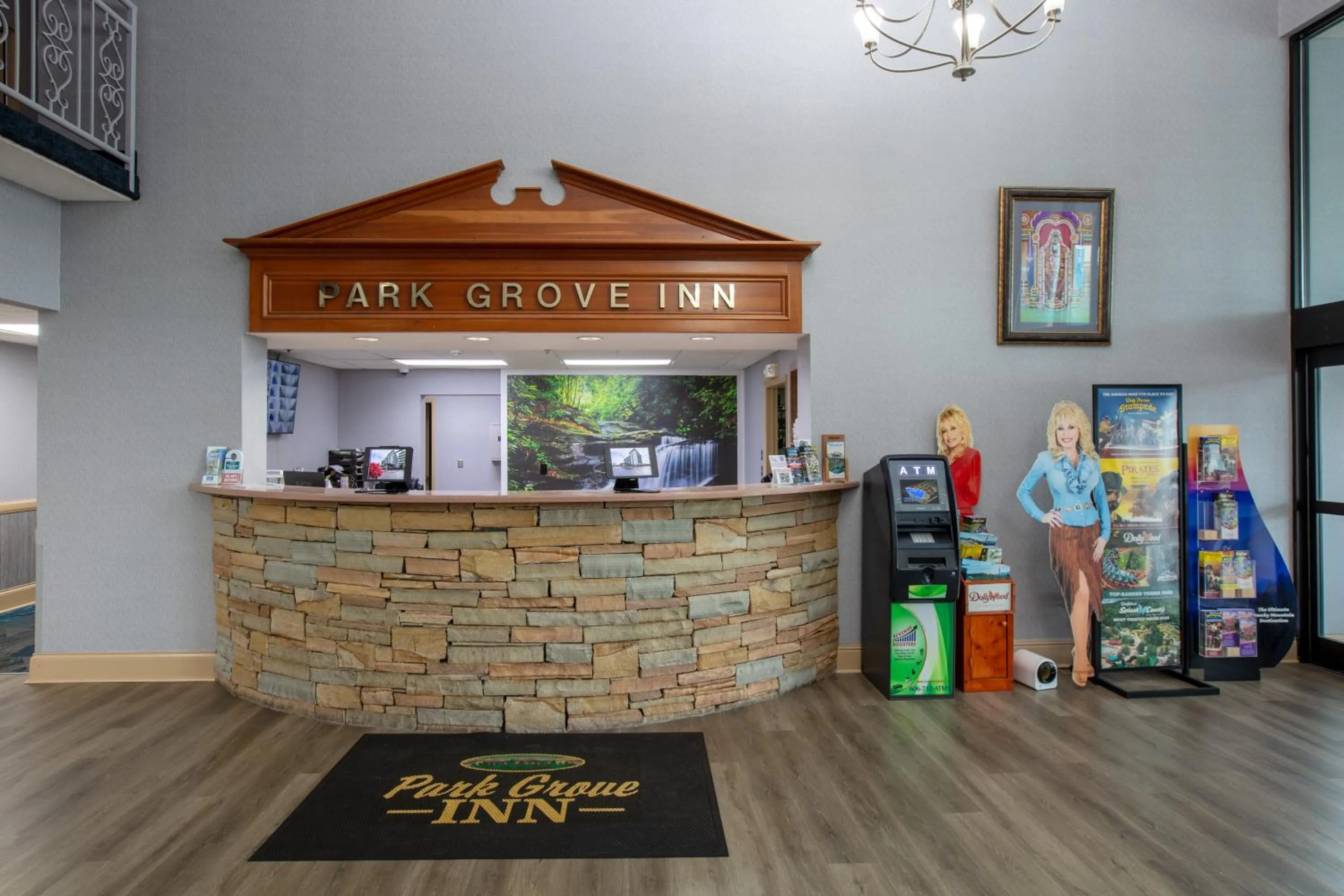 Lobby or reception in Park Grove Inn