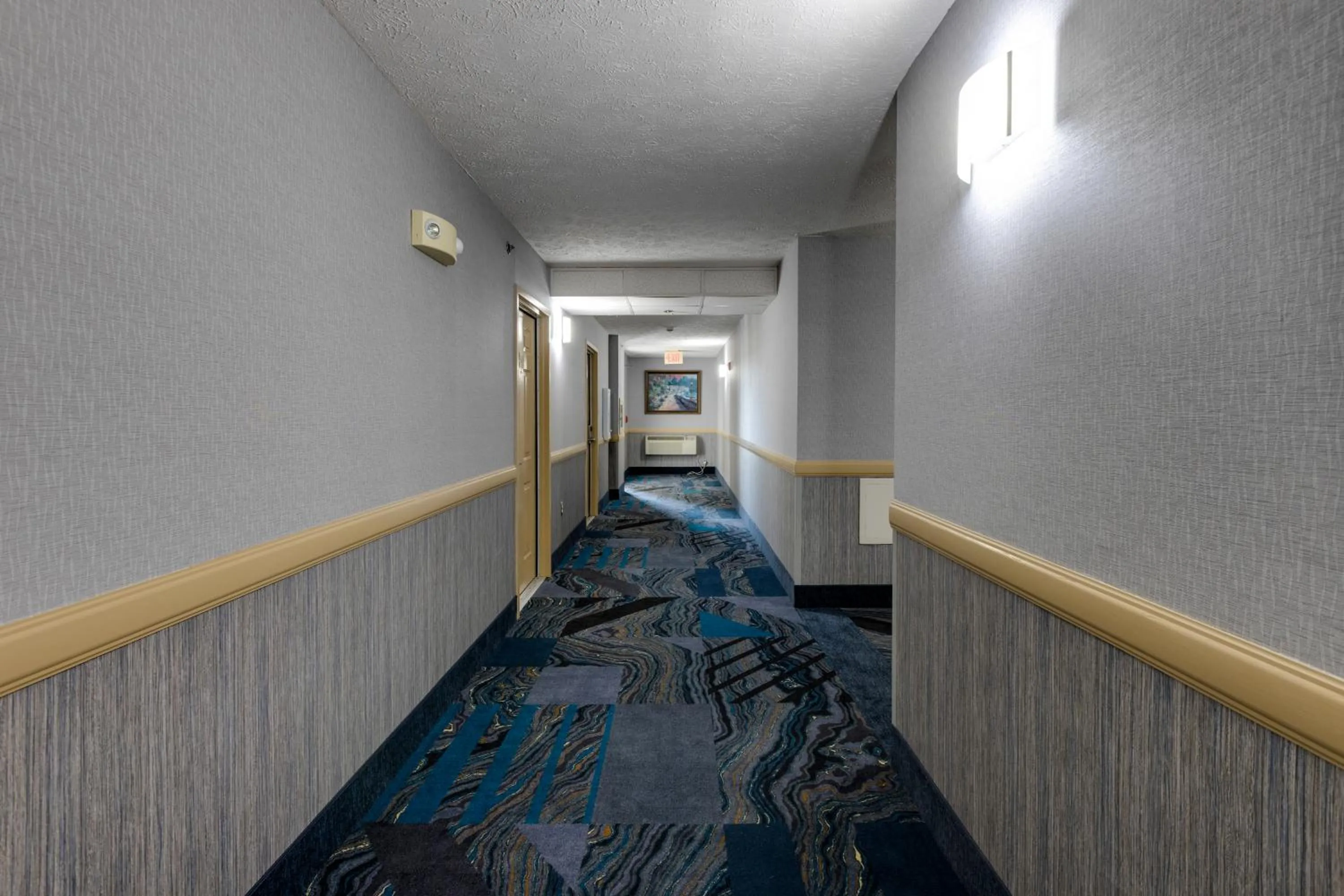 Property building in Park Grove Inn