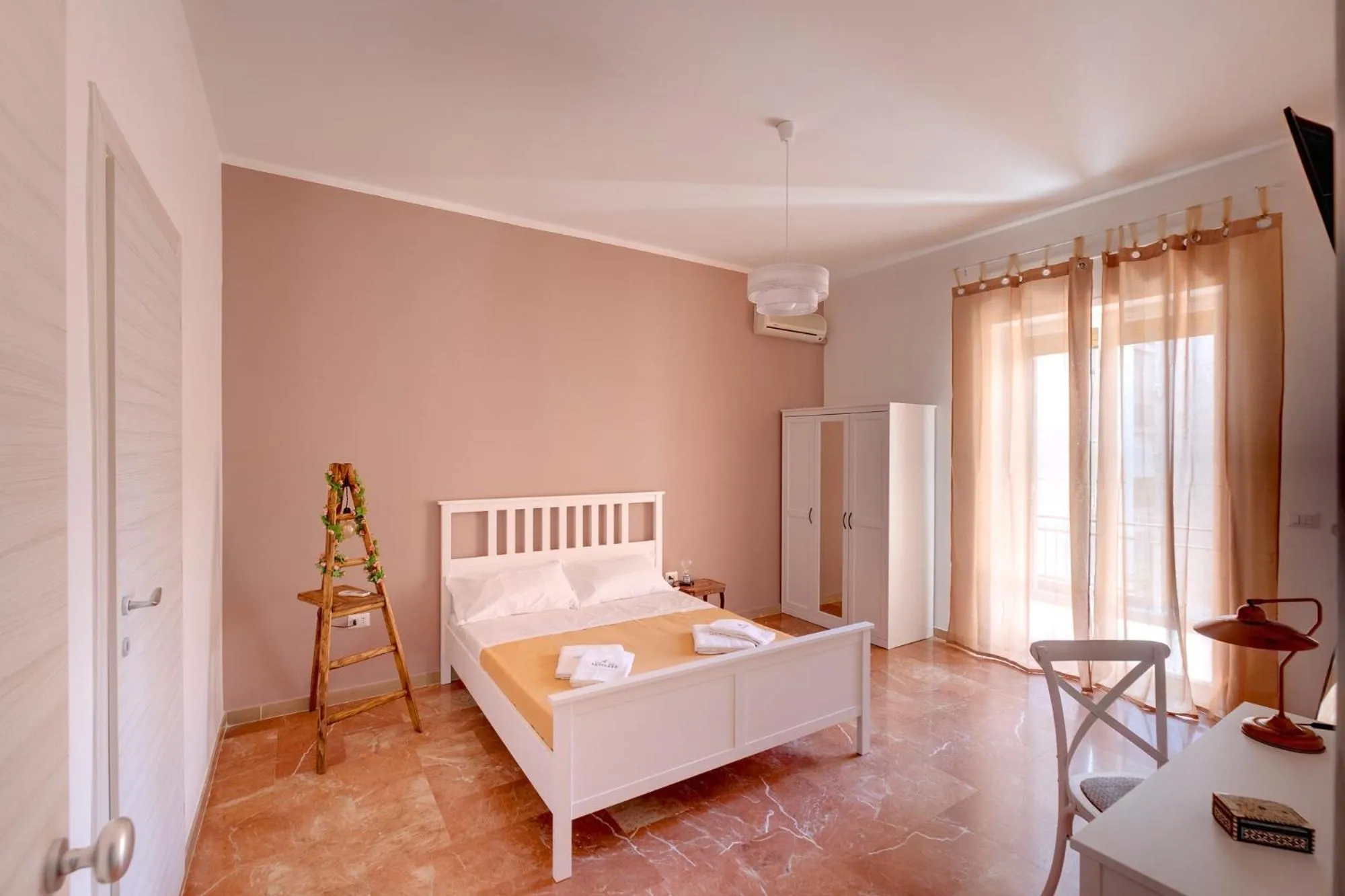 Bed in BUTTERFLY B&B