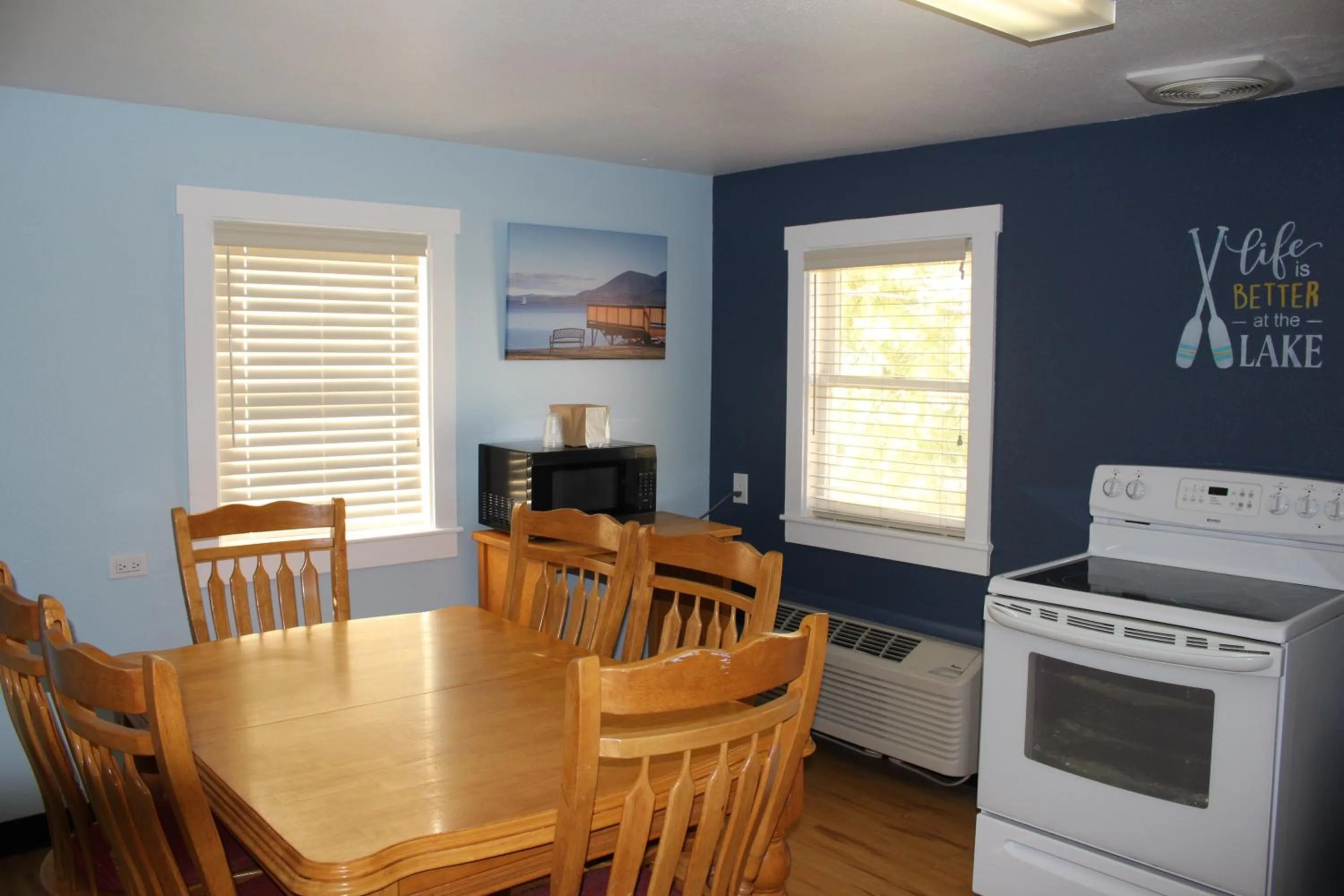 Living room in Skylark Shores Resort