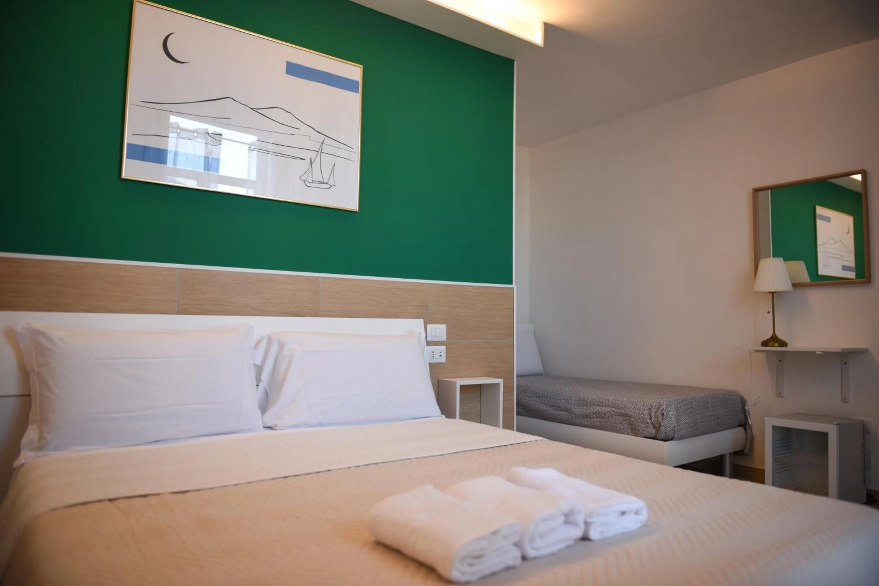 Bedroom, Bed in Napoli Central Gate