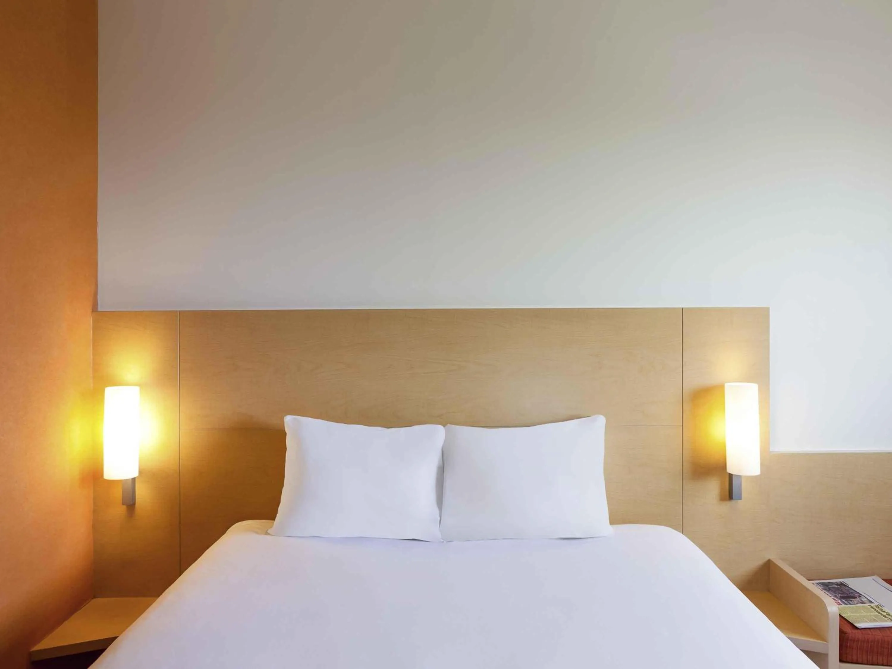 Bedroom, Bed in Ibis Hermosillo