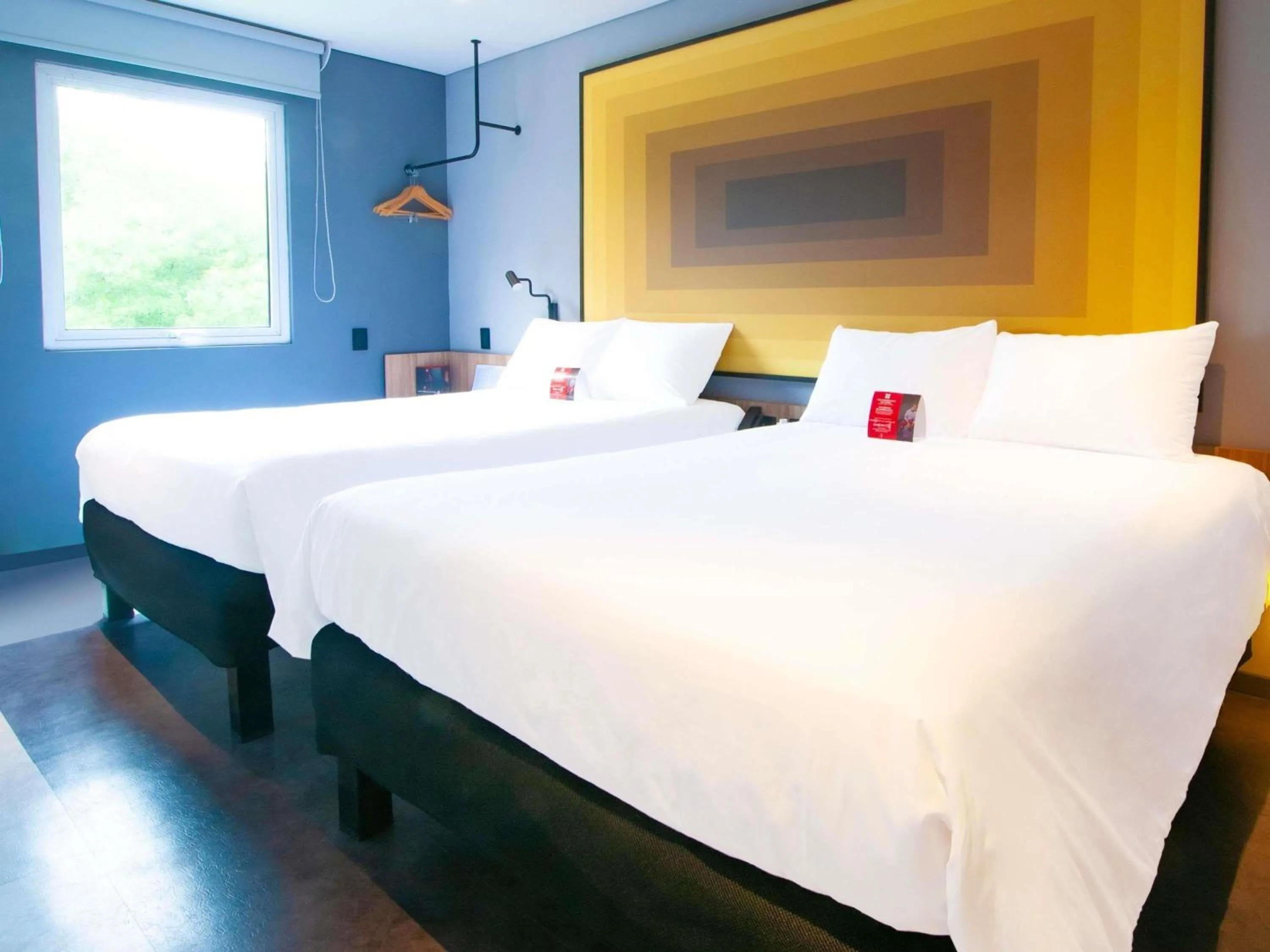 Bedroom, Bed in Ibis Monterrey Aeropuerto