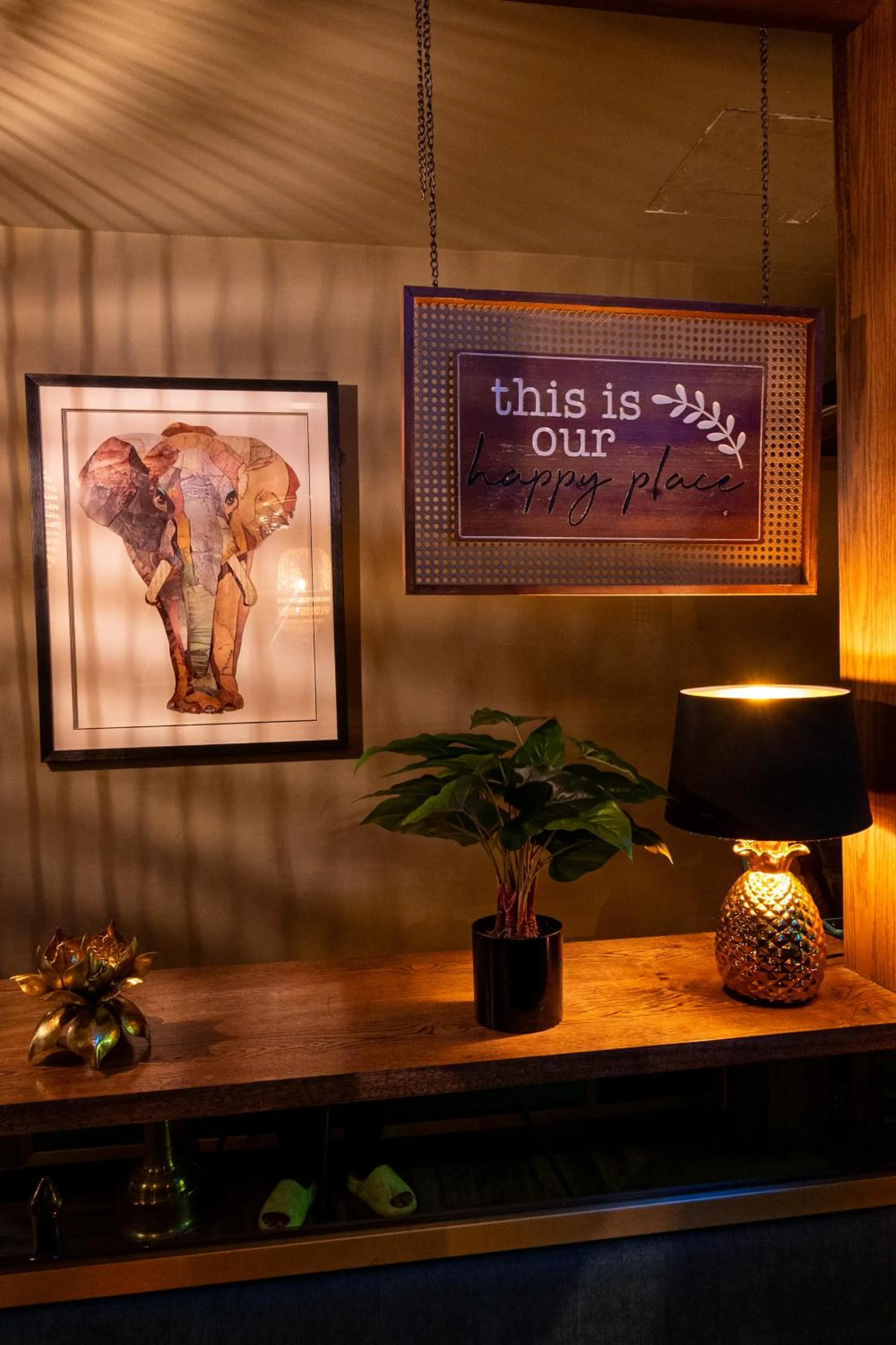 Decorative detail in President Hotel