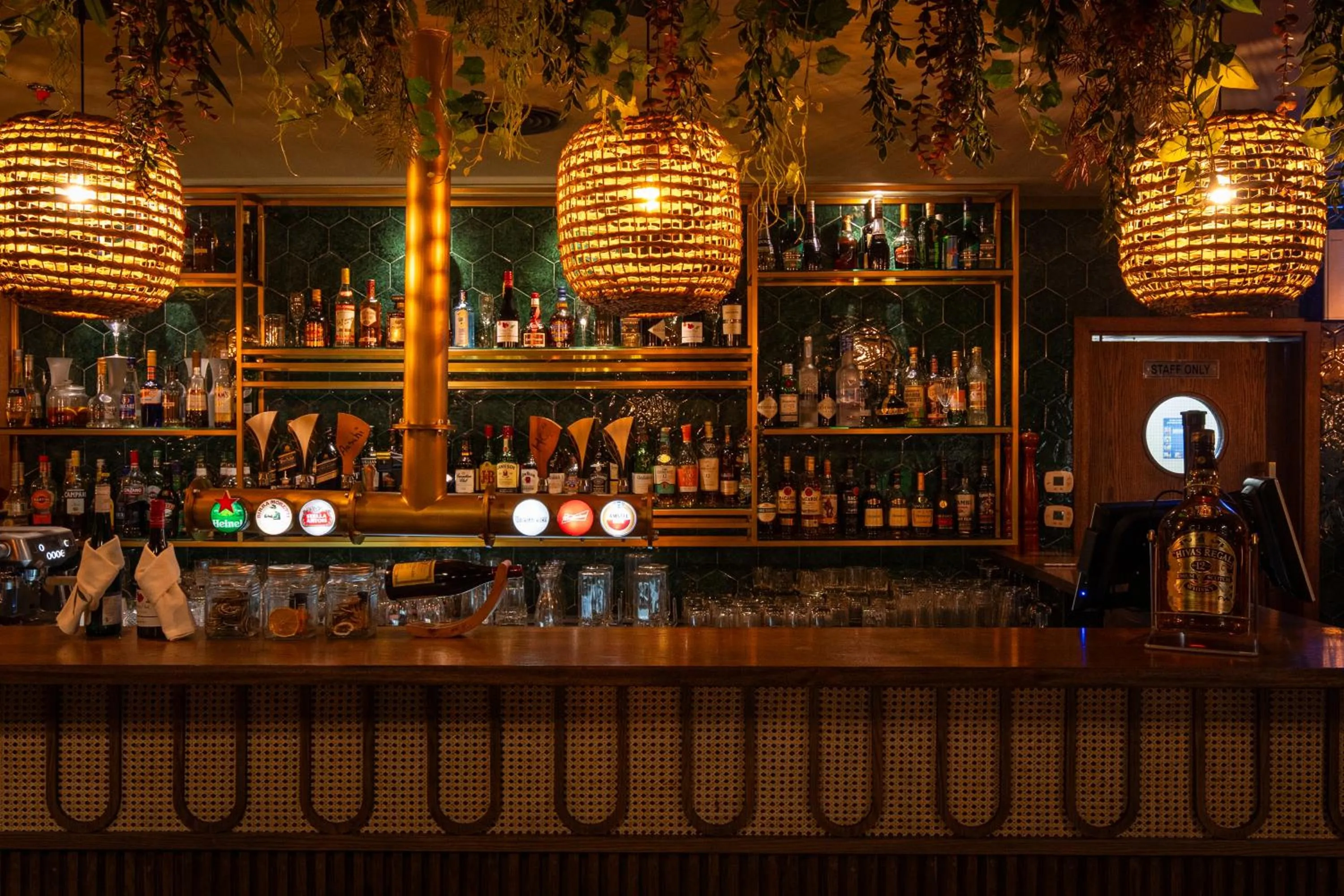 Lounge or bar in President Hotel