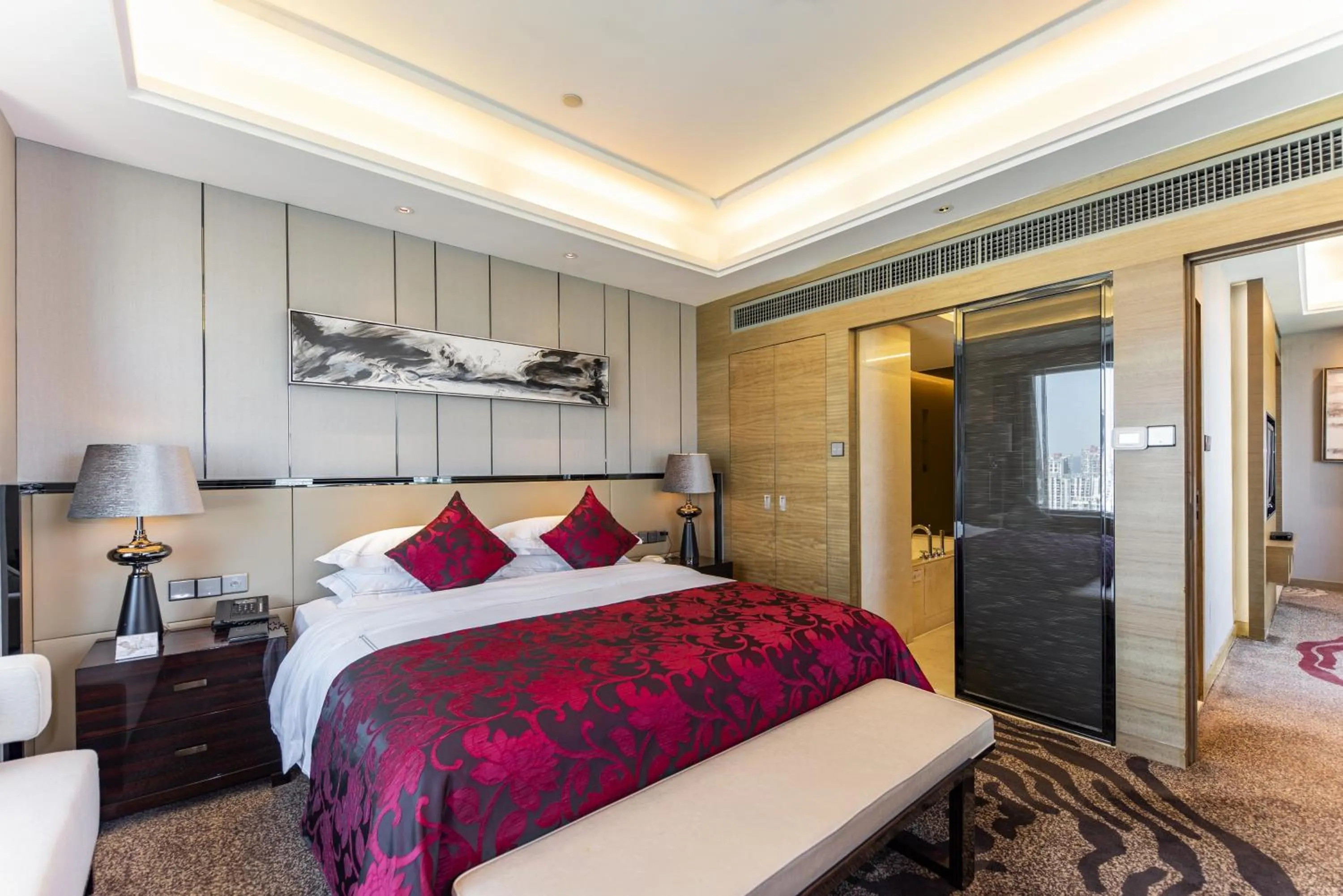 Bed in Shenzhen LANGYUE International Hotel