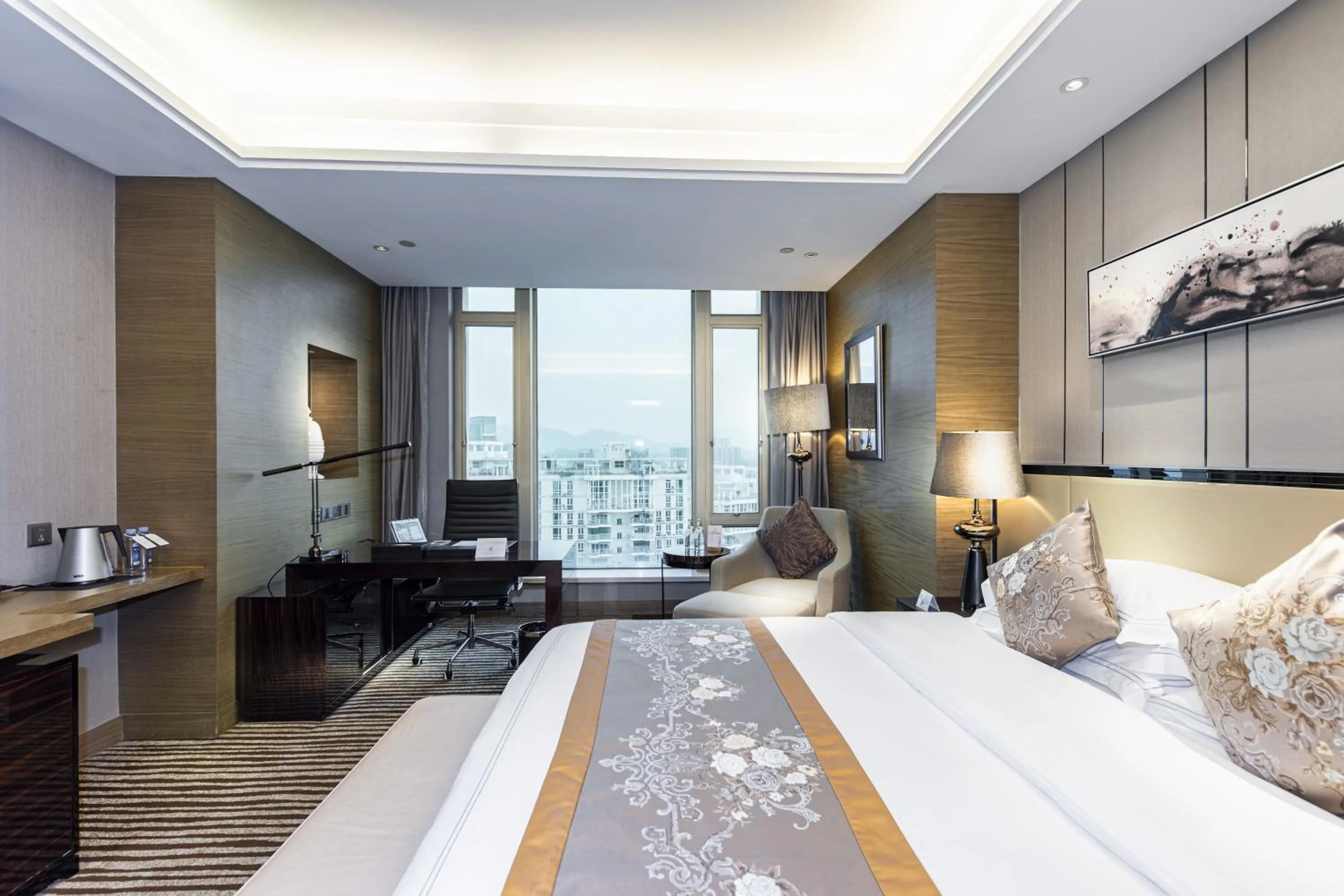 Bed in Shenzhen LANGYUE International Hotel