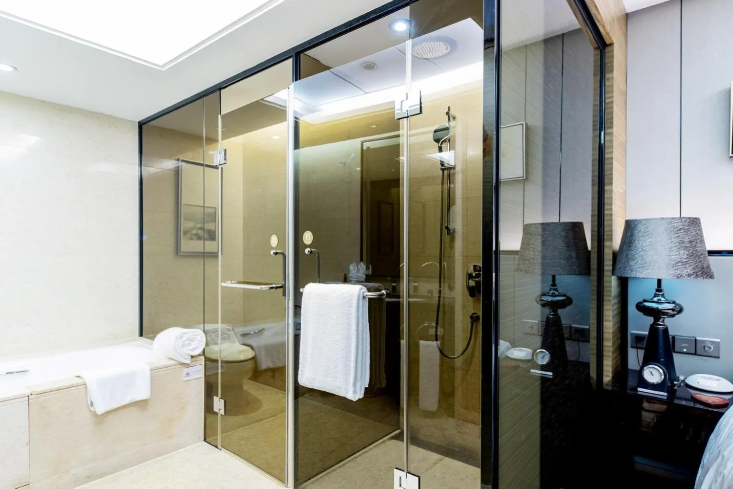 Shenzhen LANGYUE International Hotel