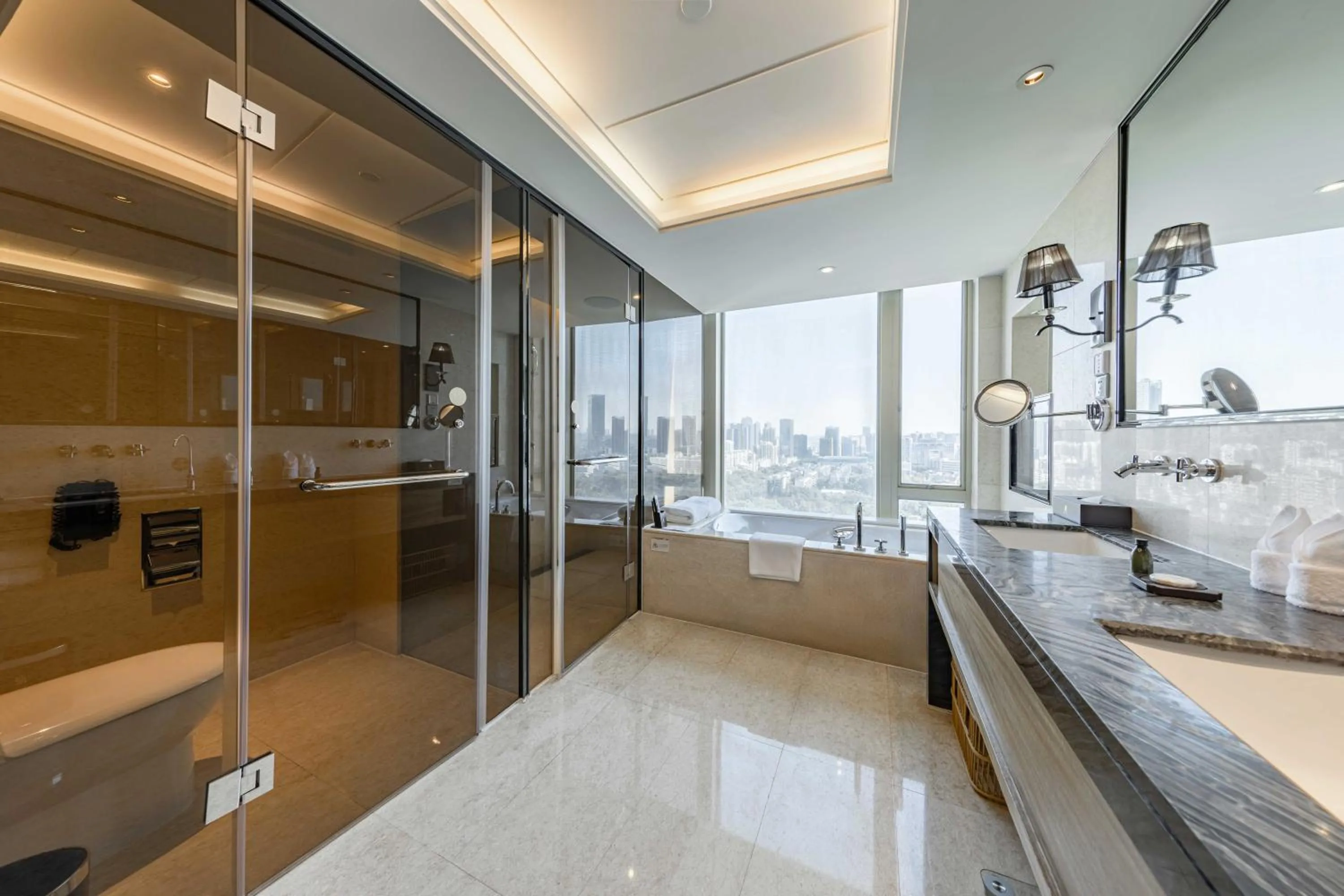 Shenzhen LANGYUE International Hotel