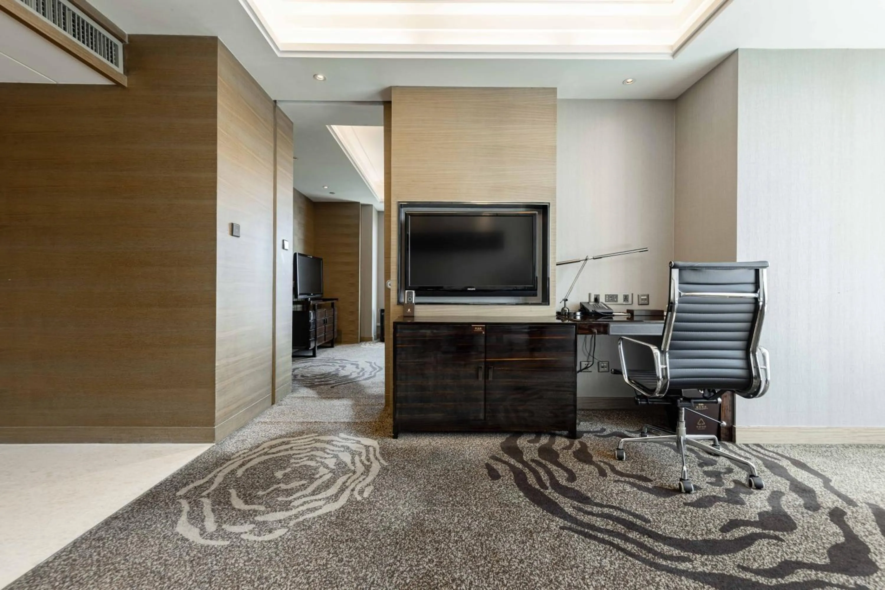 Shenzhen LANGYUE International Hotel