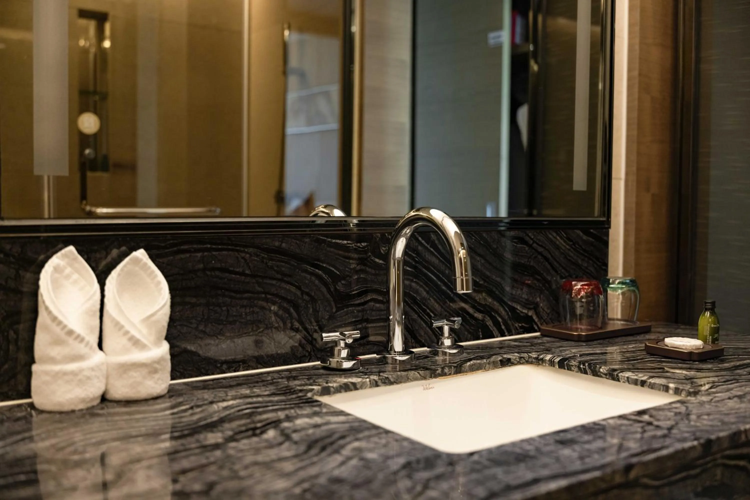 Shenzhen LANGYUE International Hotel