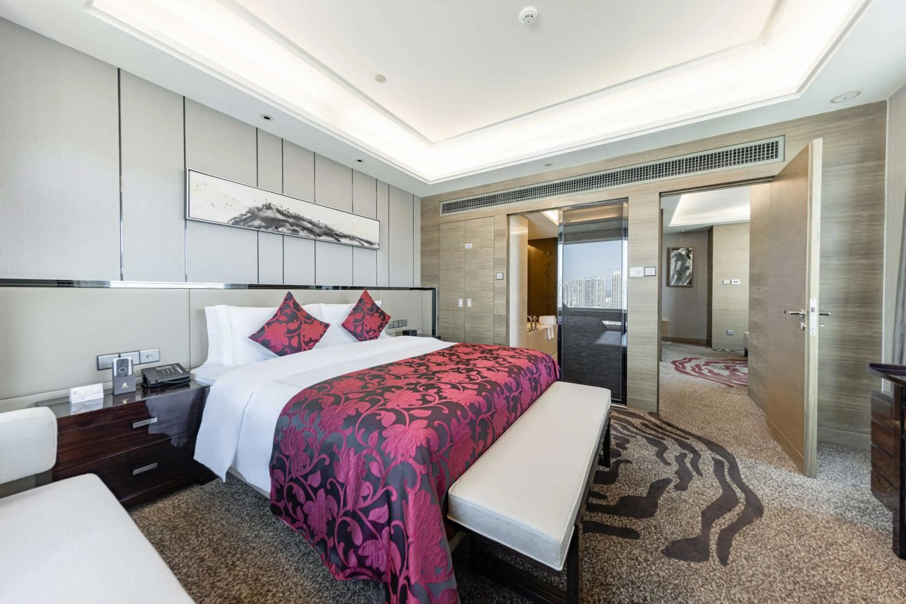 Bed in Shenzhen LANGYUE International Hotel