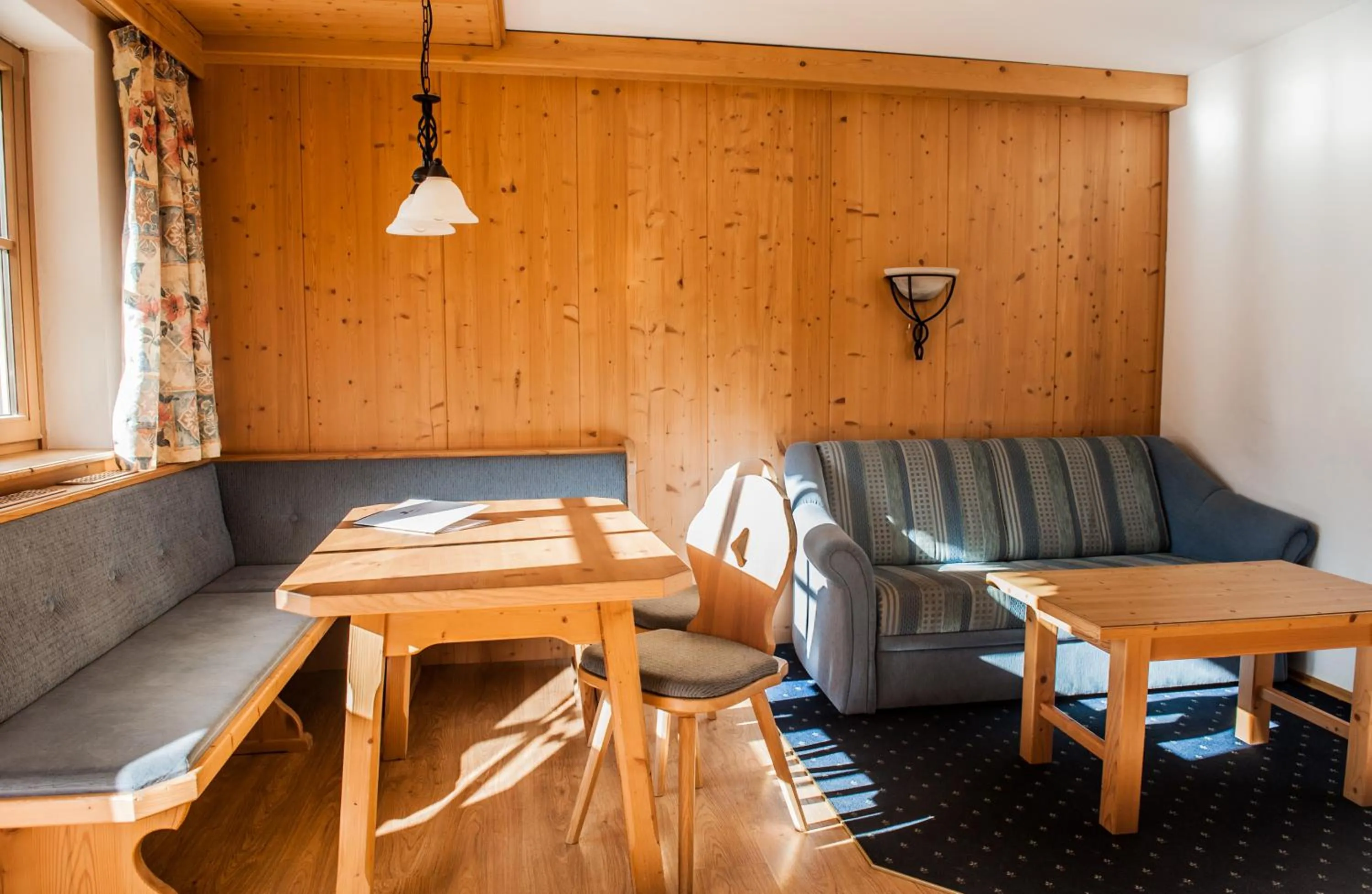 Living room in Astn Hütten Residenz Waldsicht Königsleiten - Ferienwohnungen