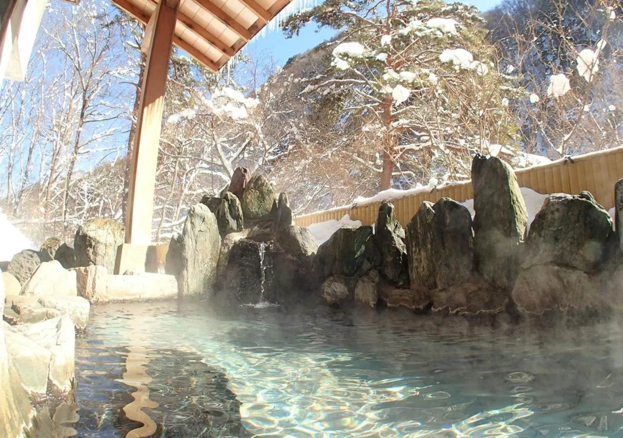Open Air Bath in Itoen Hotel Oze Oigami Sanrakuso