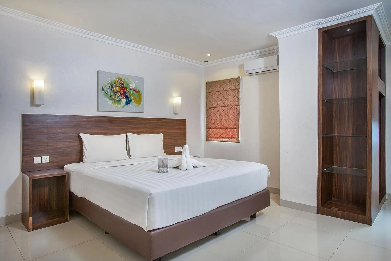 Bedroom, Bed in 1O1 URBAN Jakarta Thamrin