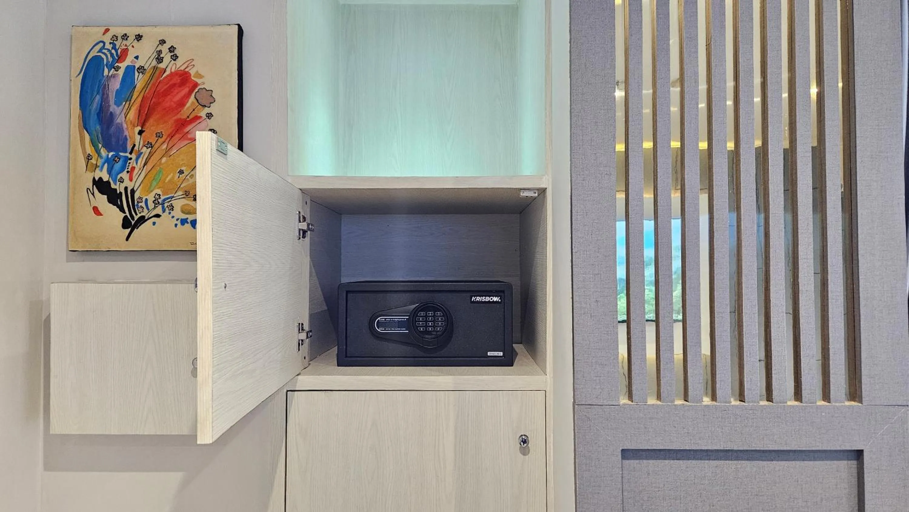 safe in 1O1 URBAN Jakarta Thamrin