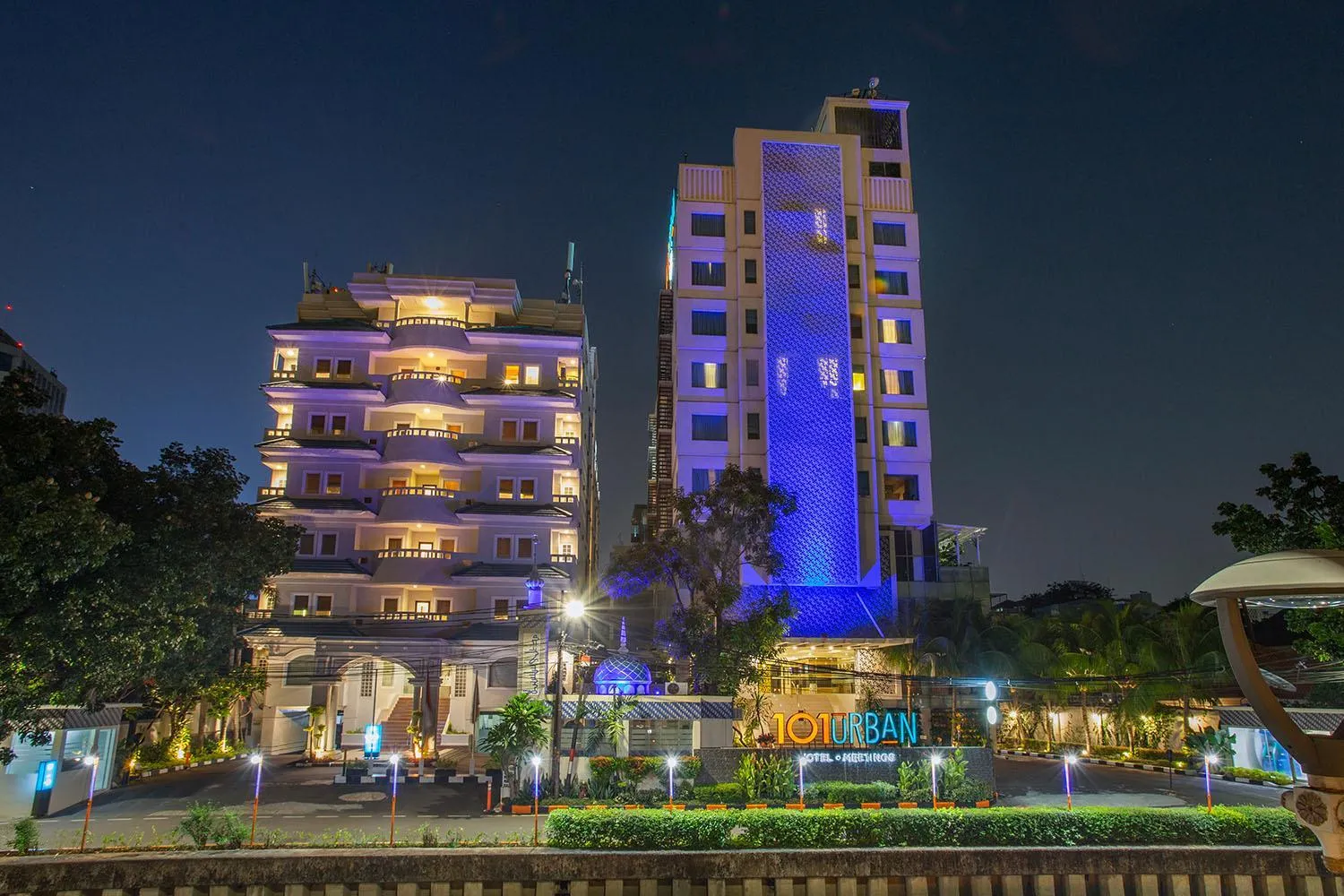 Facade/entrance in 1O1 URBAN Jakarta Thamrin