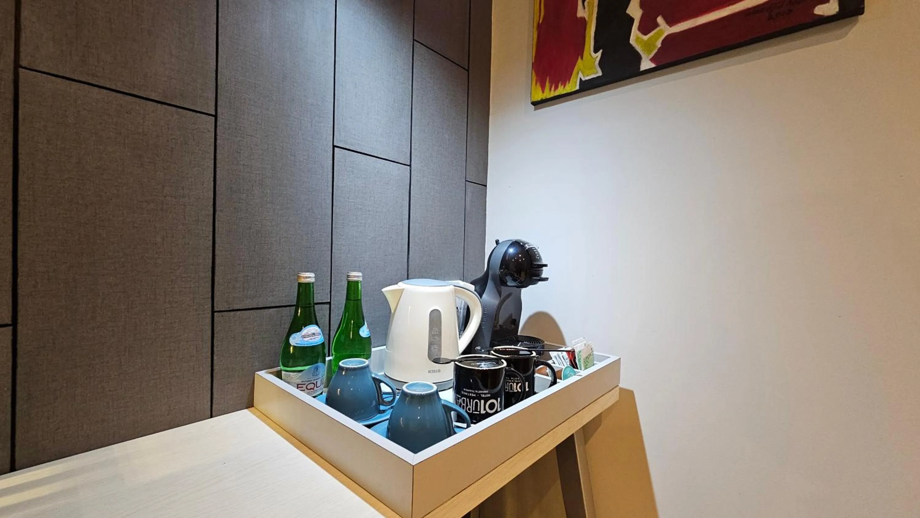 Bedroom in 1O1 URBAN Jakarta Thamrin