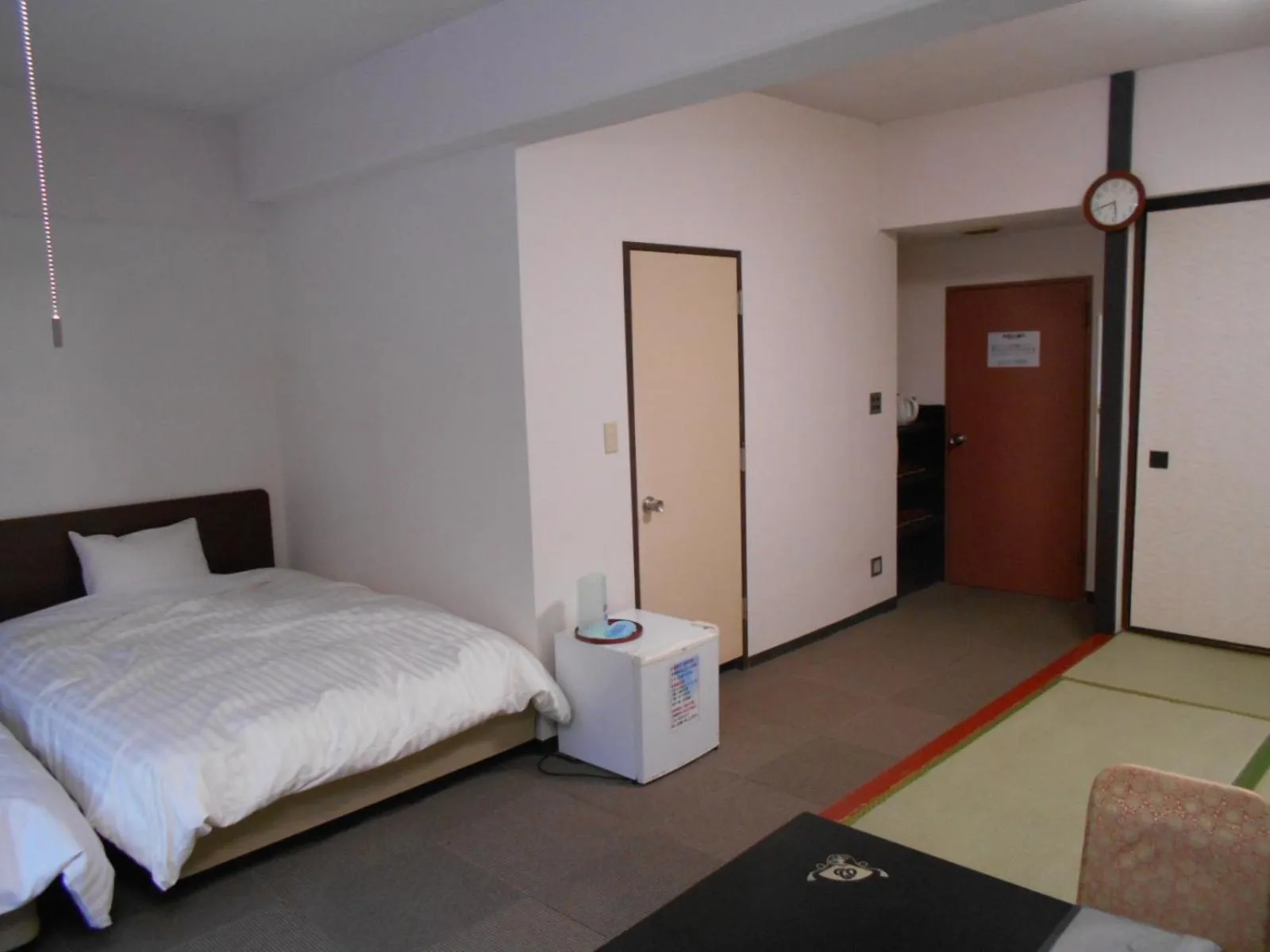 Photo of the whole room, Bed in Hotel Yunojin