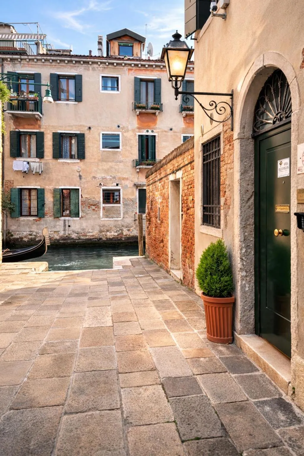 Property building in Alloggi Serena