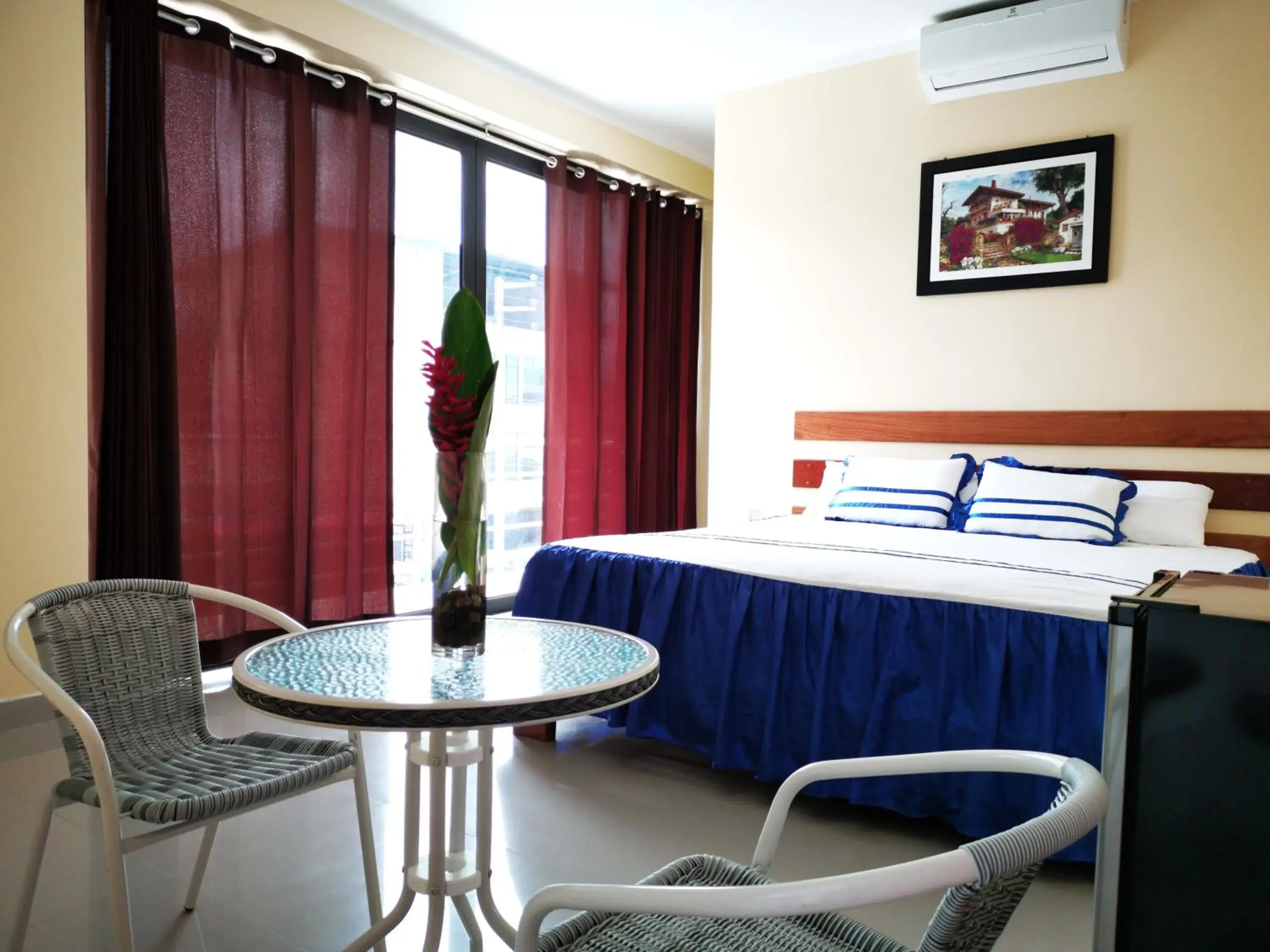 King Room with Balcony in Hostal Cordillera Azul King Room with Balcony in Hostal Cordillera Azul