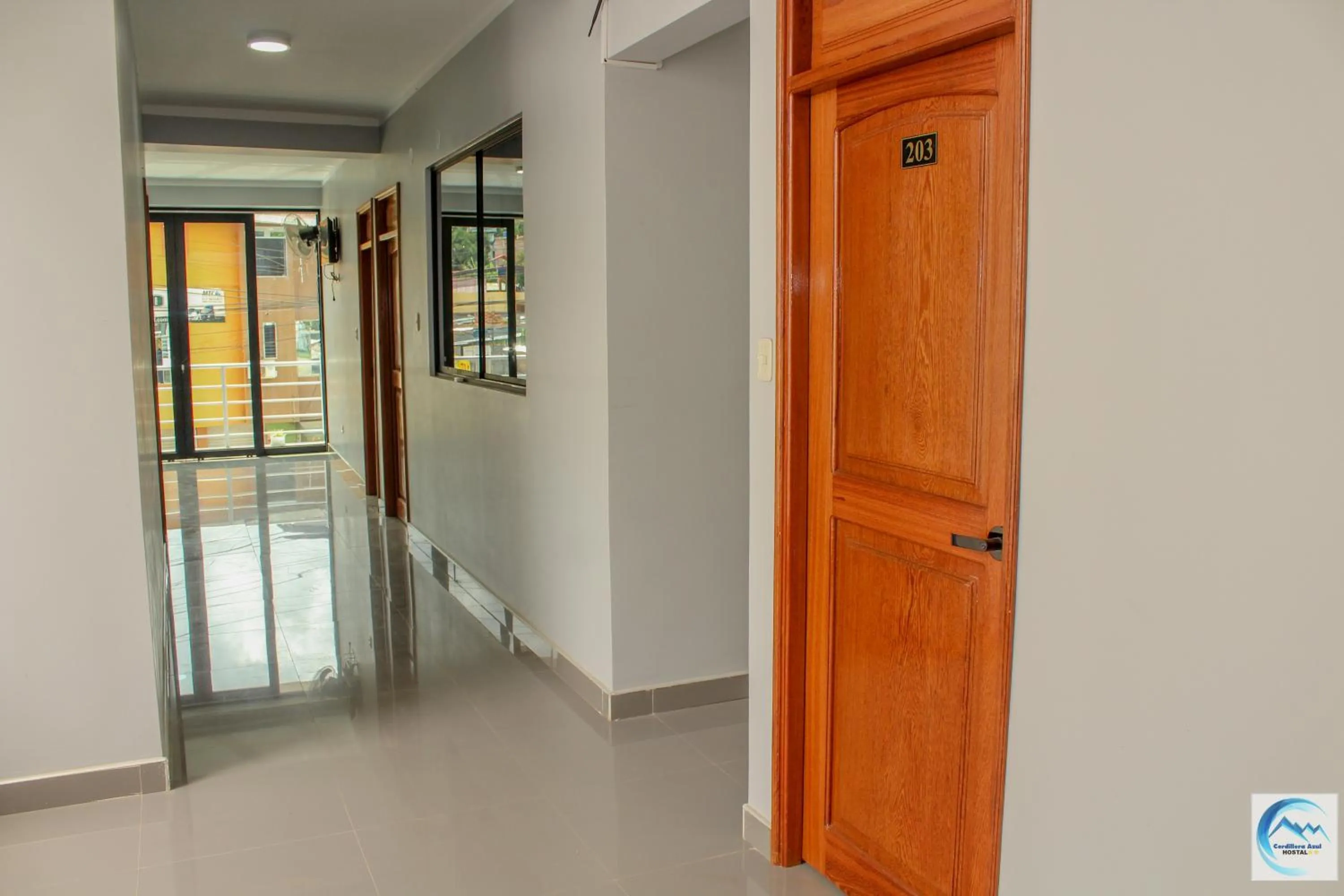 Hostal Cordillera Azul