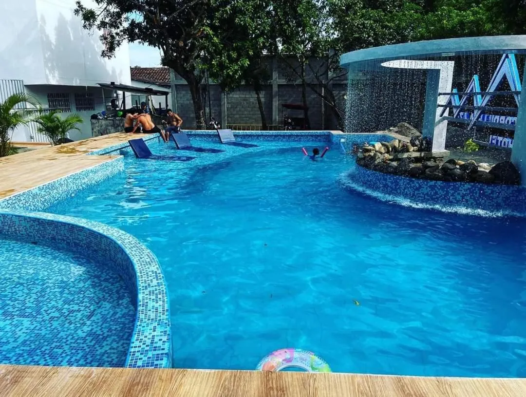 Hostal Cordillera Azul