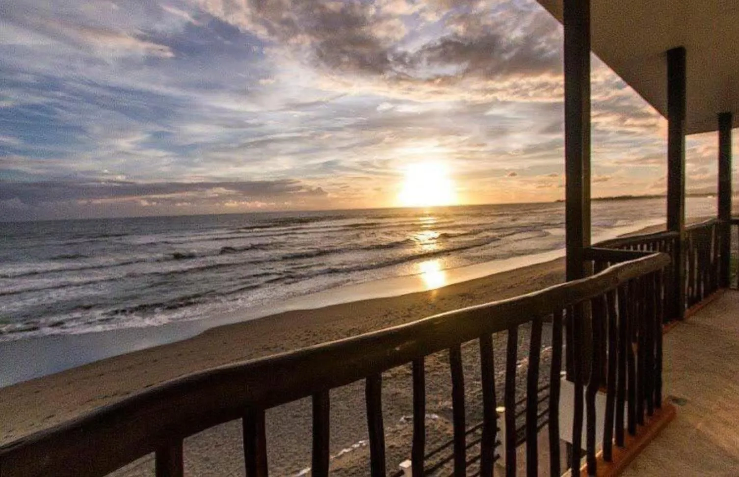 Beach in Brisa Marina Beach Resort powered by Cocotel