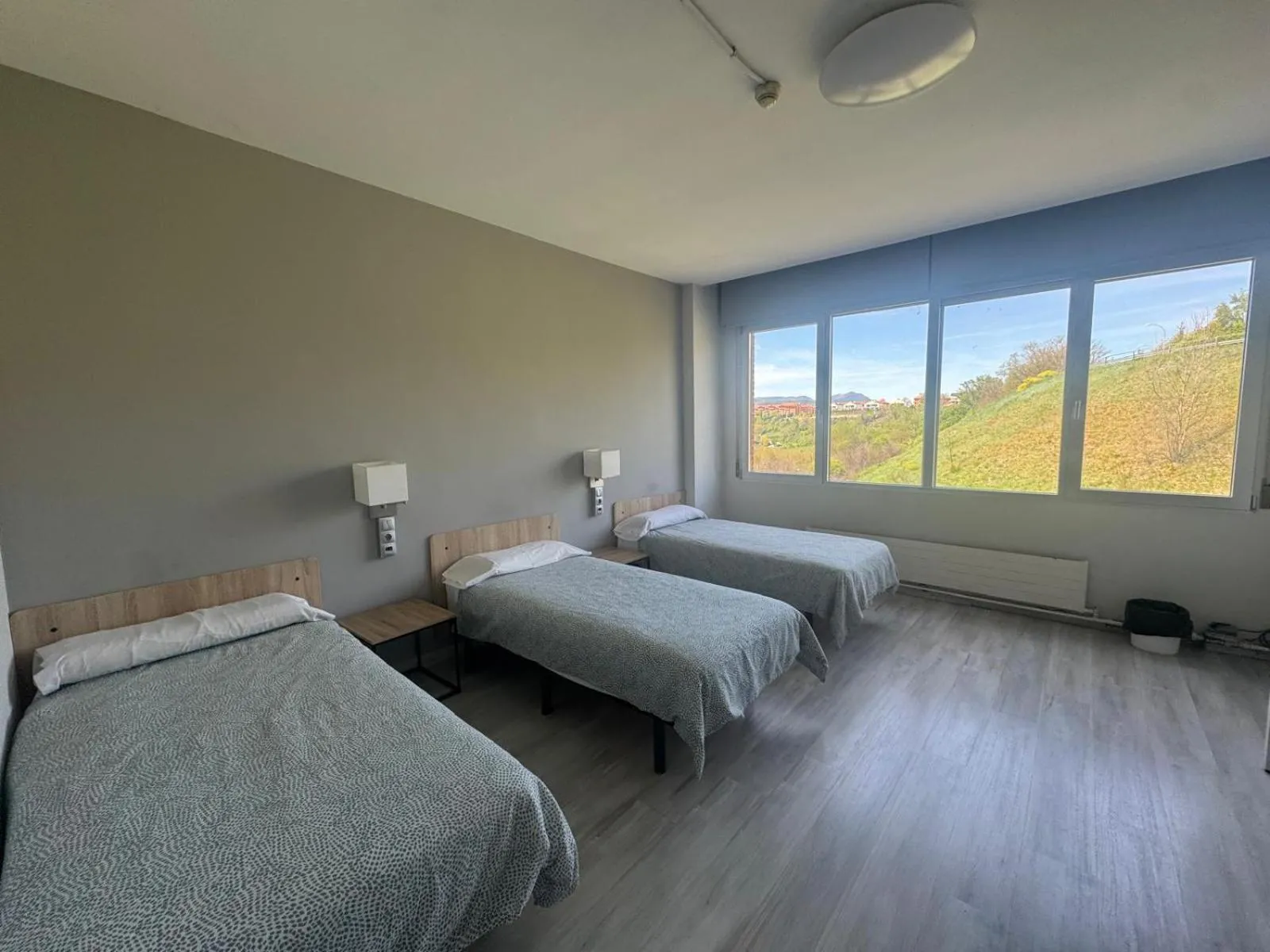 Bed in Residencia Albergue Jaca
