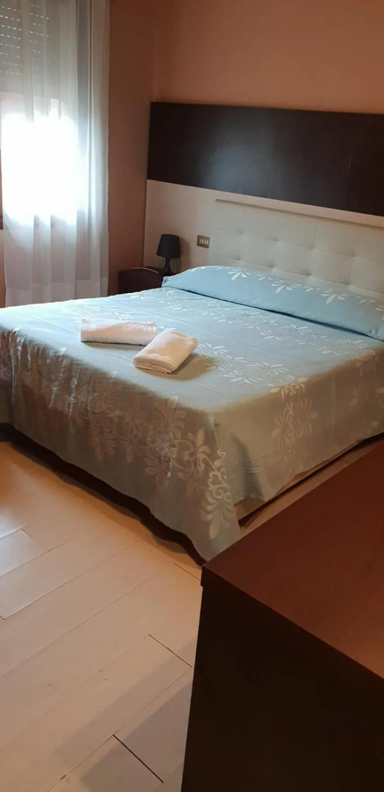 Bed in Hotel Colombo