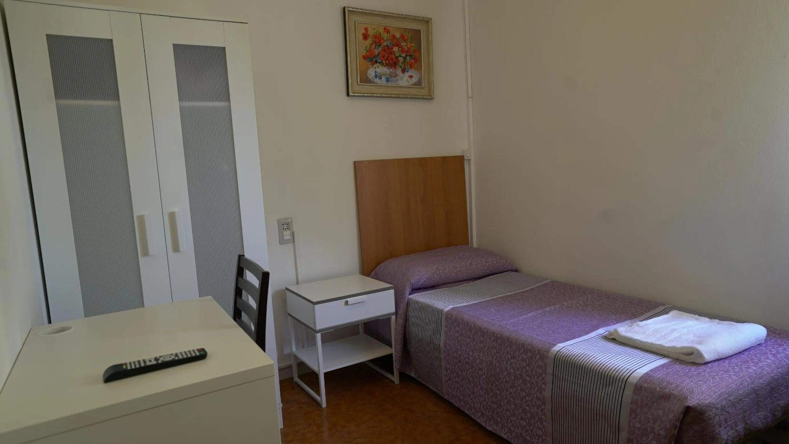 Bed in Hotel Colombo