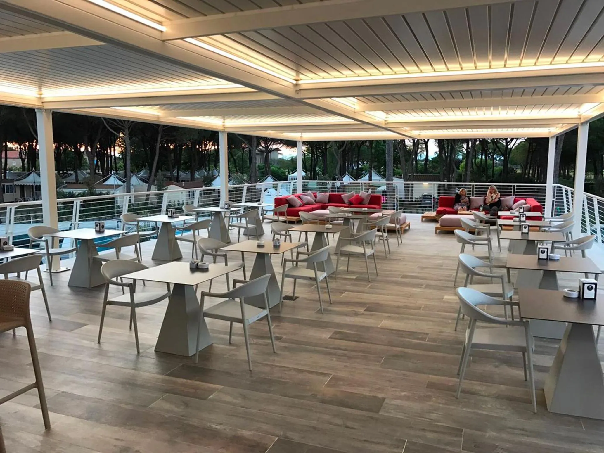 Evening entertainment in Camping Village Cavallino